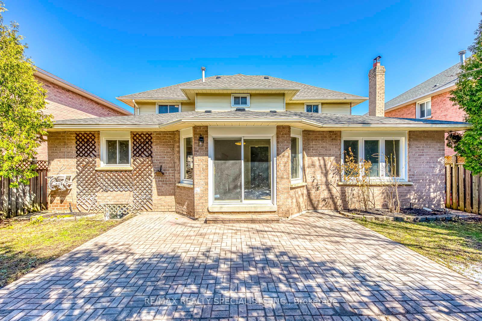 Photo 43 of 102 Sunforest Drive, Brampton, Heart Lake West — HOMEH