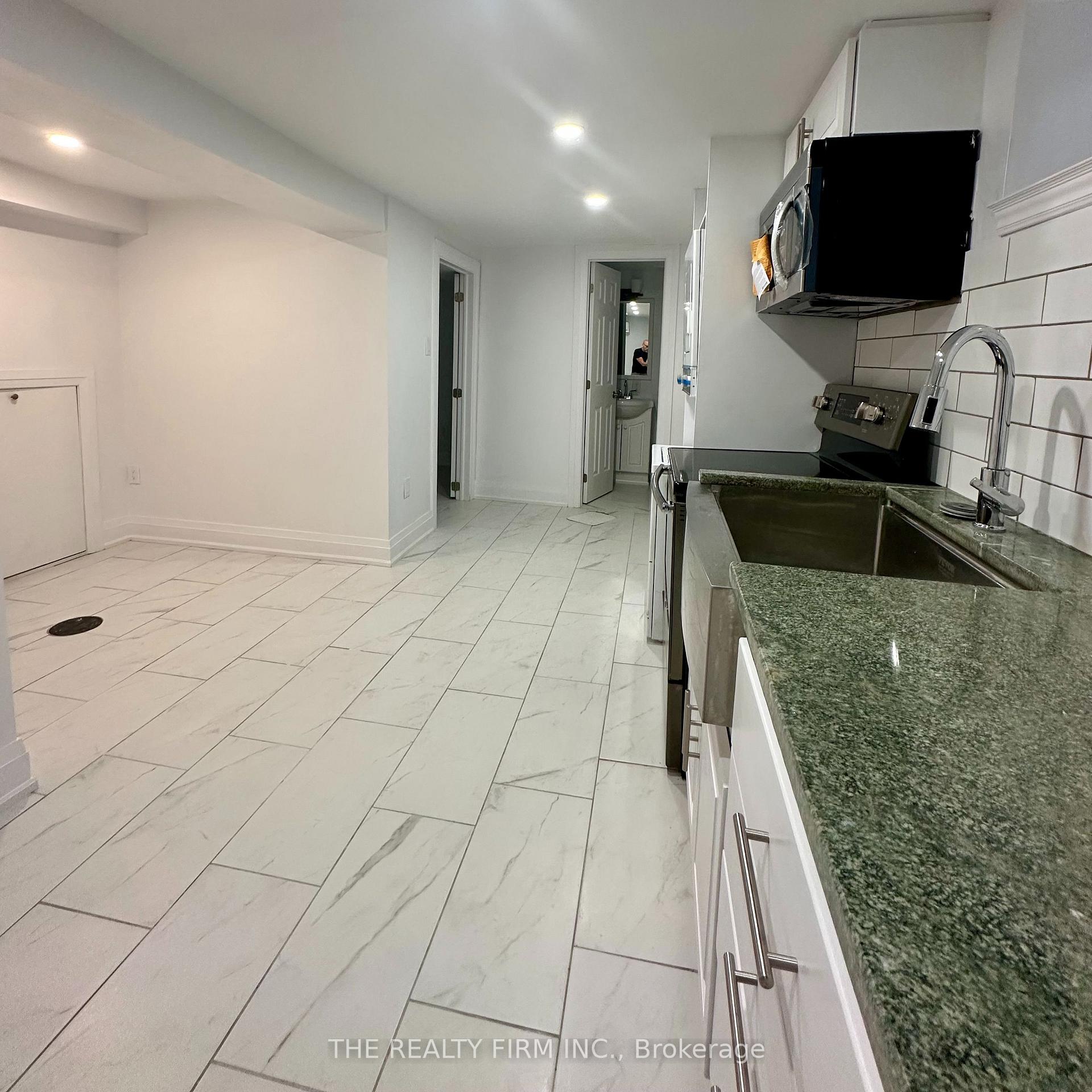 Photo 4 of Unit LOWER, 6 Lapp Street, Toronto, Rockcliffe-Smythe — HOMEH