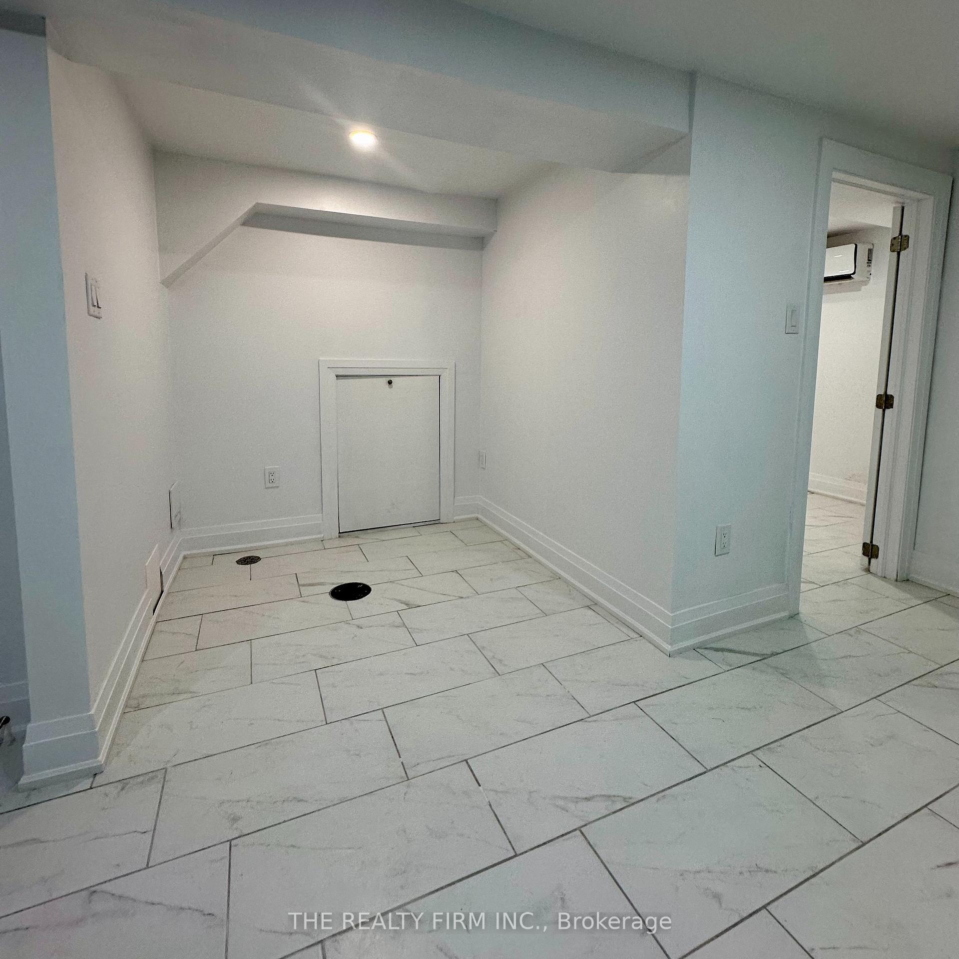 Photo 12 of Unit LOWER, 6 Lapp Street, Toronto, Rockcliffe-Smythe — HOMEH