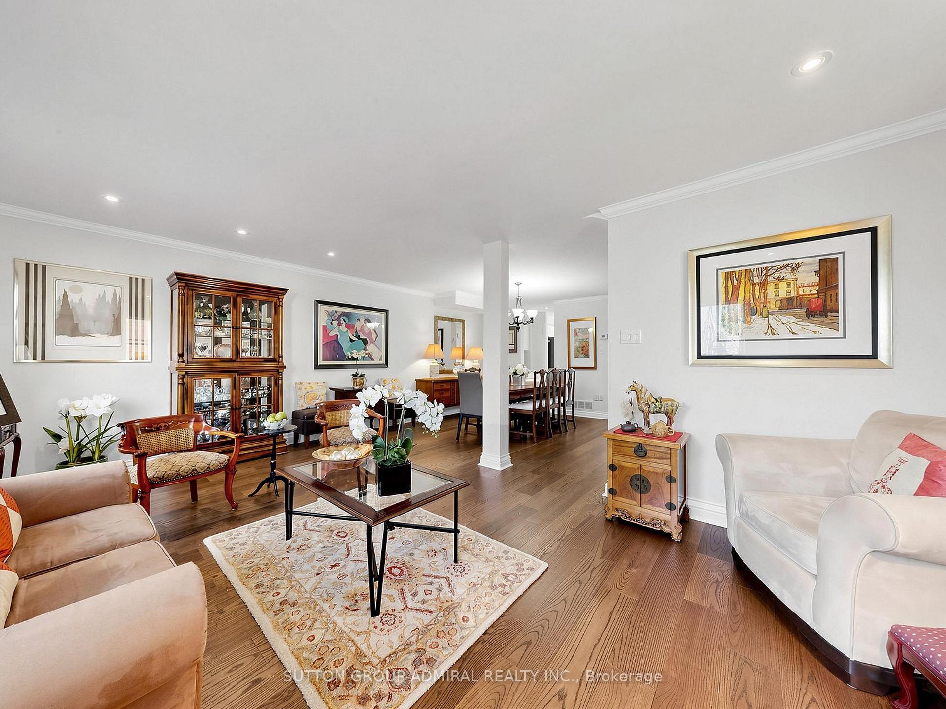 Photo 7 of Unit 105, 105 Leah Crescent, Vaughan, Beverley Glen — HOMEH