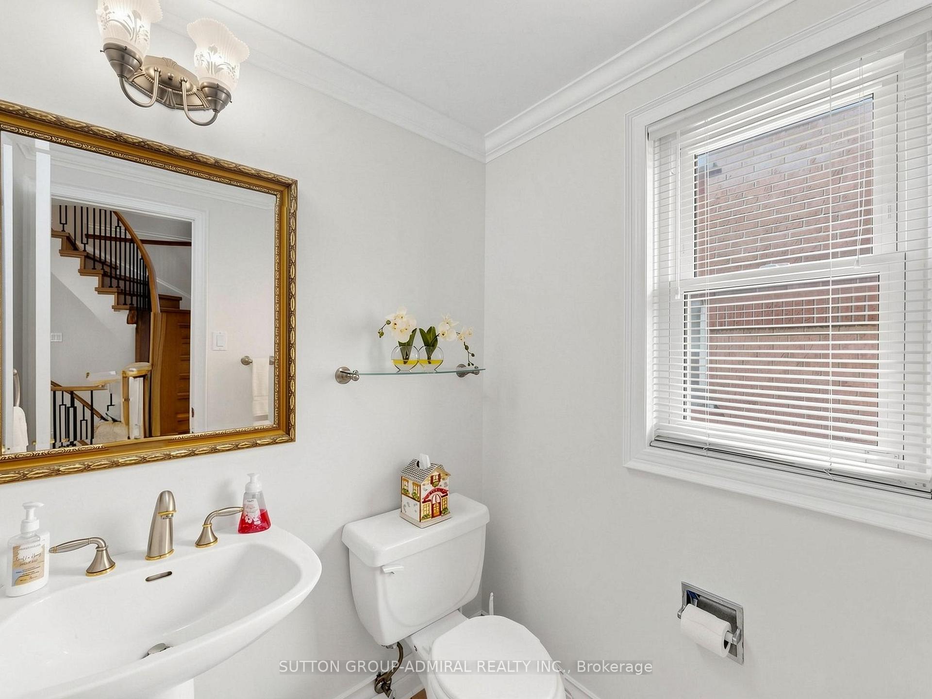 Photo 17 of Unit 105, 105 Leah Crescent, Vaughan, Beverley Glen — HOMEH