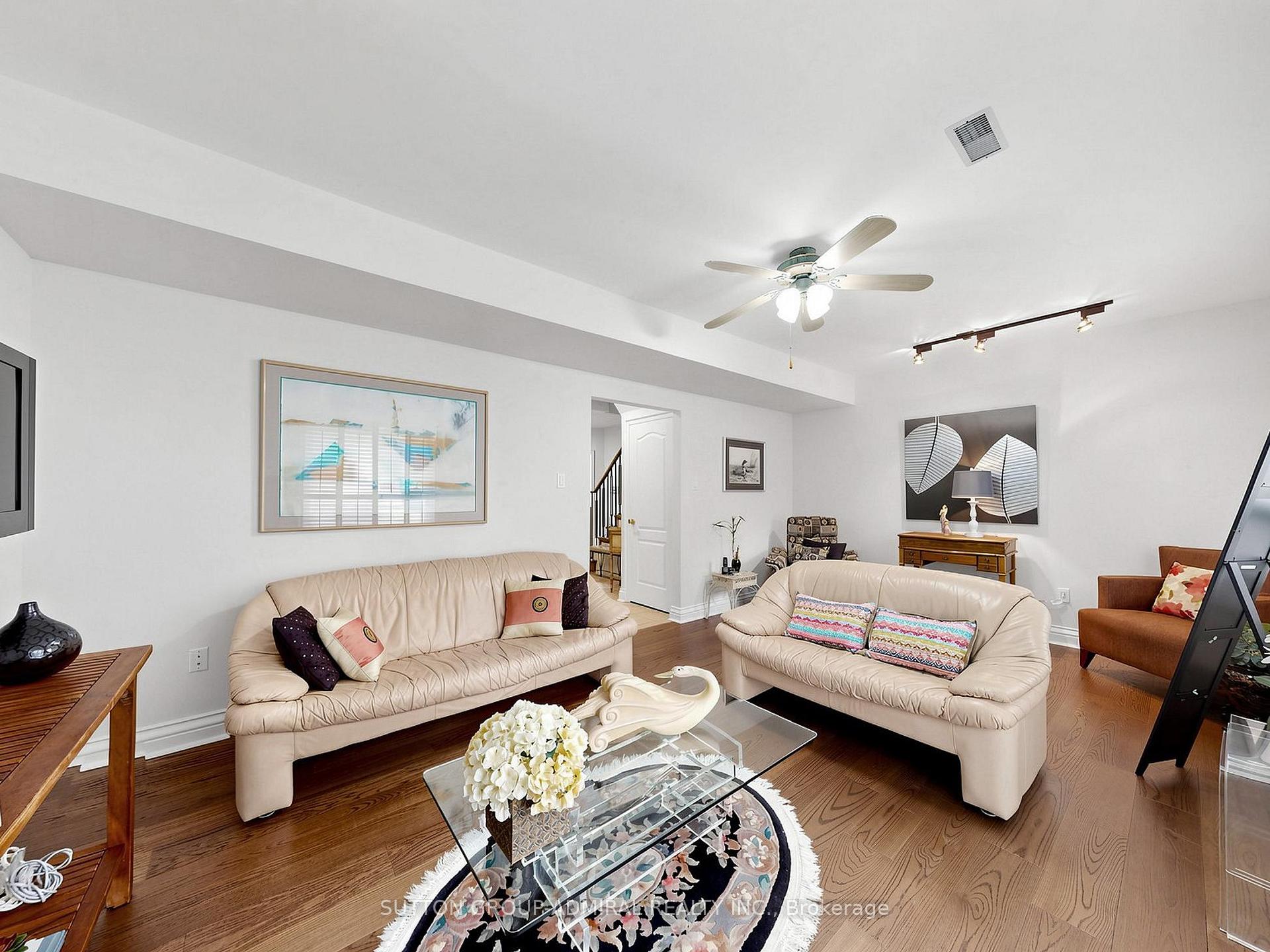 Photo 35 of Unit 105, 105 Leah Crescent, Vaughan, Beverley Glen — HOMEH
