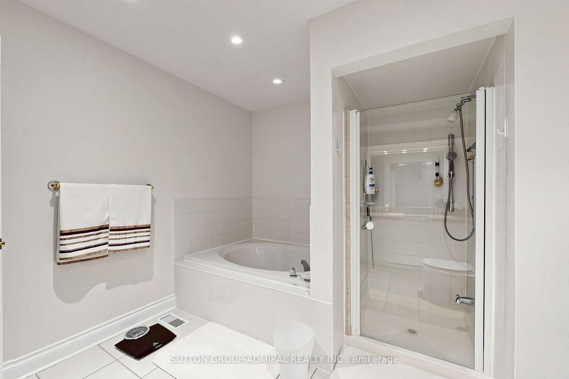 Photo 44 of Unit 105, 105 Leah Crescent, Vaughan, Beverley Glen — HOMEH