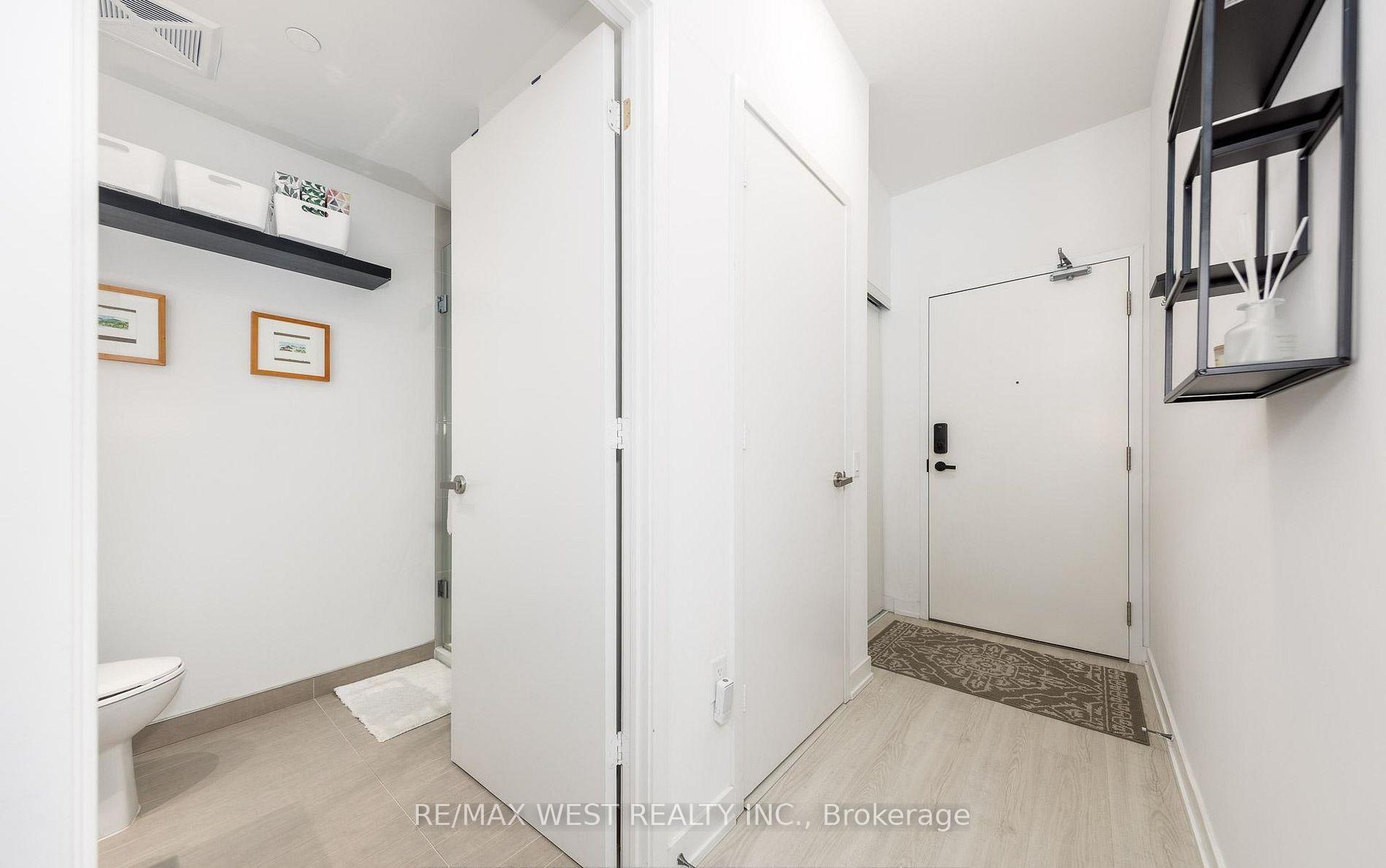 Photo 5 of Unit 621, 3883 Quartz Road, Mississauga, City Centre — HOMEH