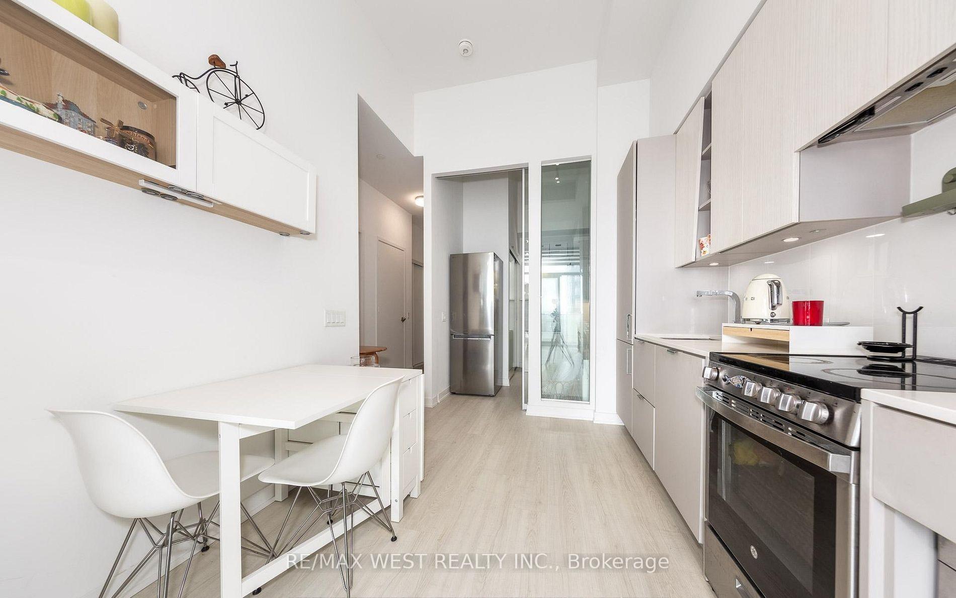 Photo 12 of Unit 621, 3883 Quartz Road, Mississauga, City Centre — HOMEH