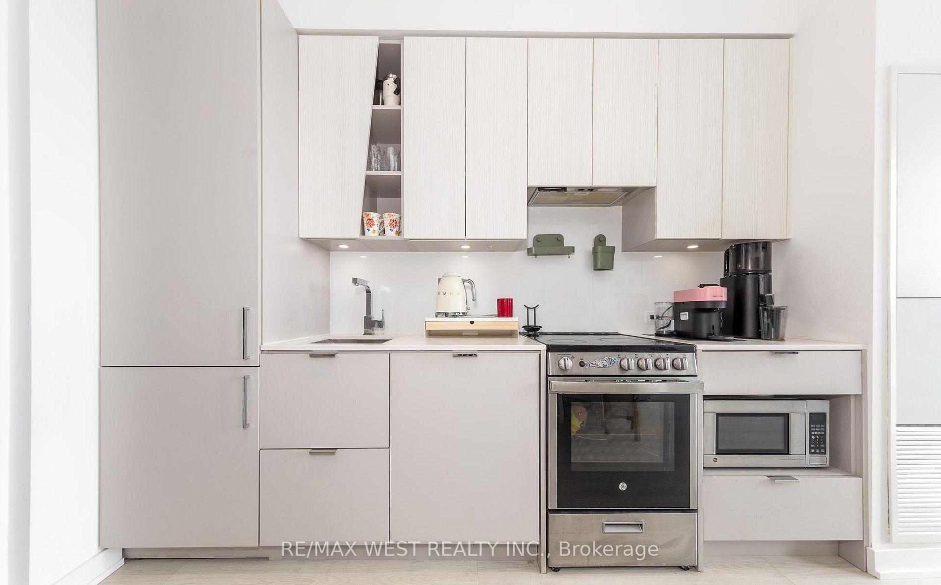 Photo 13 of Unit 621, 3883 Quartz Road, Mississauga, City Centre — HOMEH