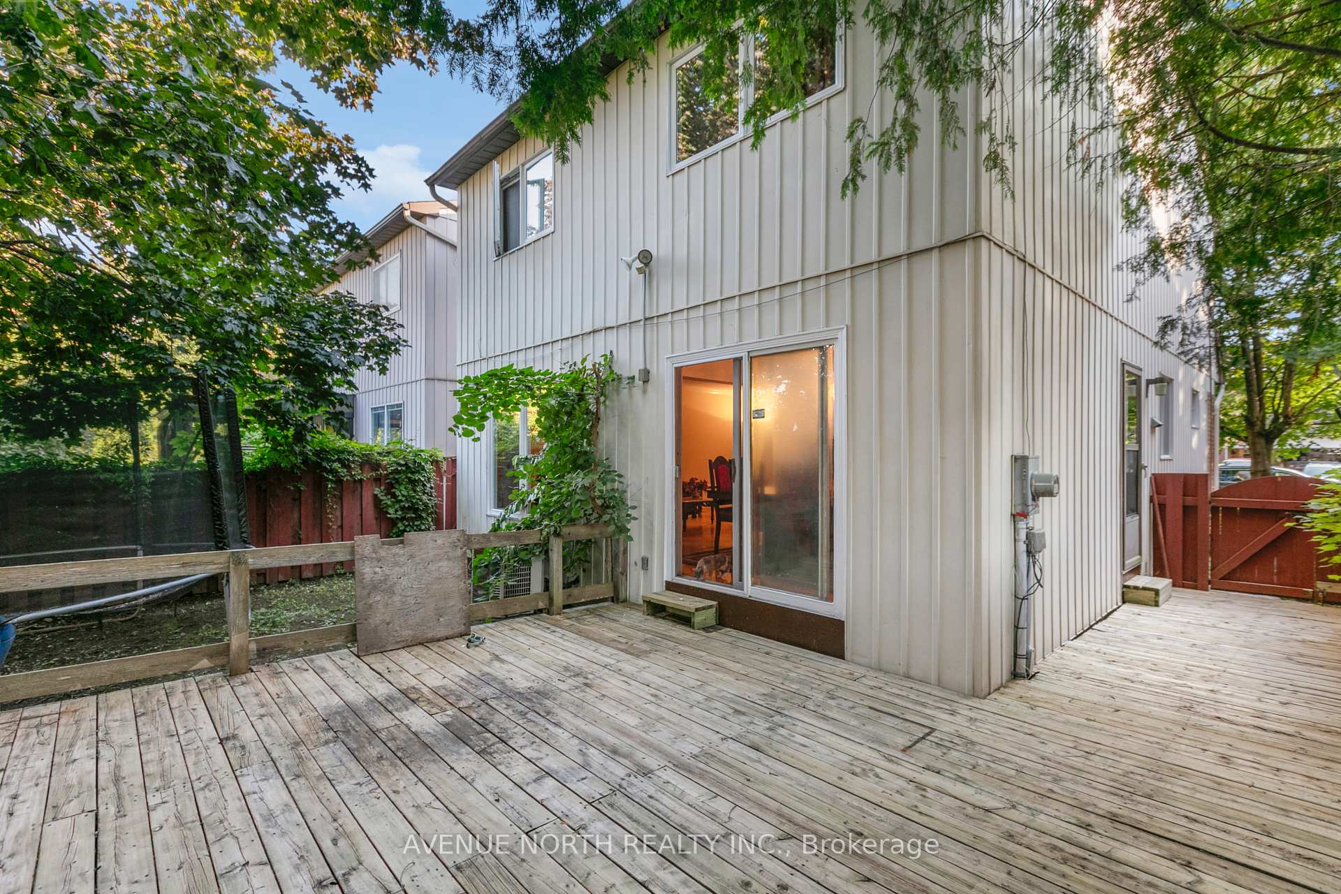 Photo 42 of 23 Bluegrass Drive, Ottawa, Kanata - Bridlewood — HOMEH