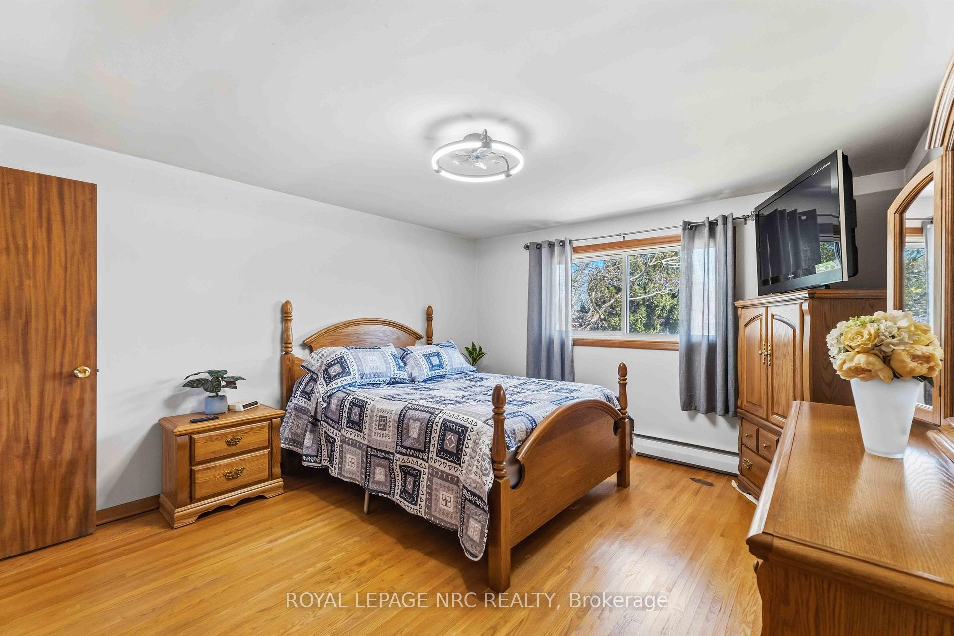 Photo 20 of 4485 Queensway Crescent, Niagara Falls, Morrison — HOMEH