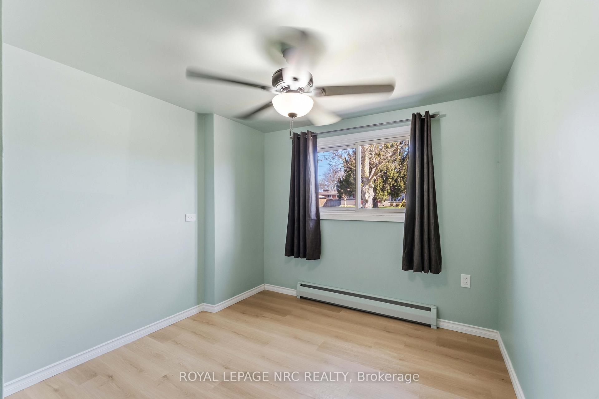 Photo 23 of 4485 Queensway Crescent, Niagara Falls, Morrison — HOMEH