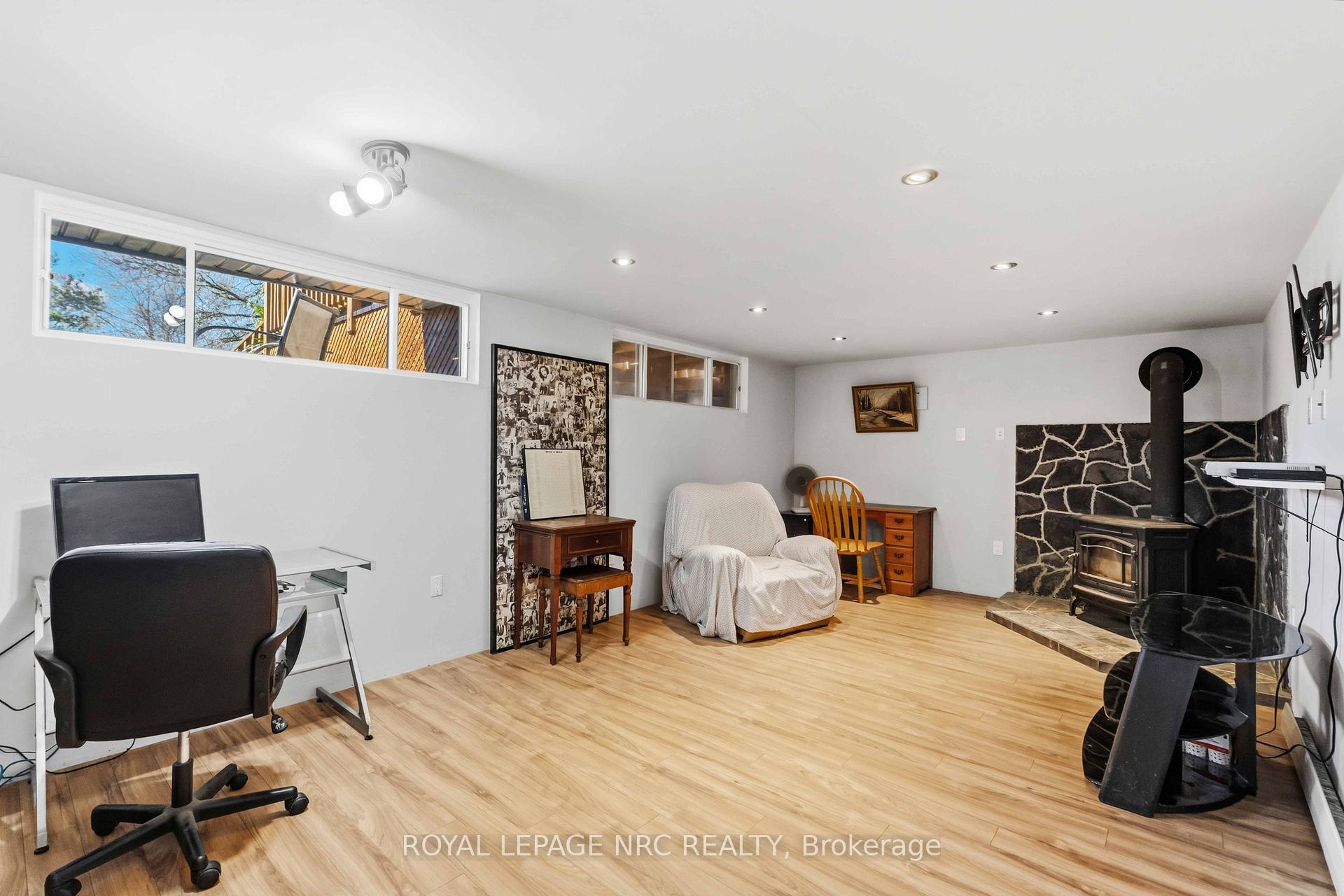 Photo 30 of 4485 Queensway Crescent, Niagara Falls, Morrison — HOMEH