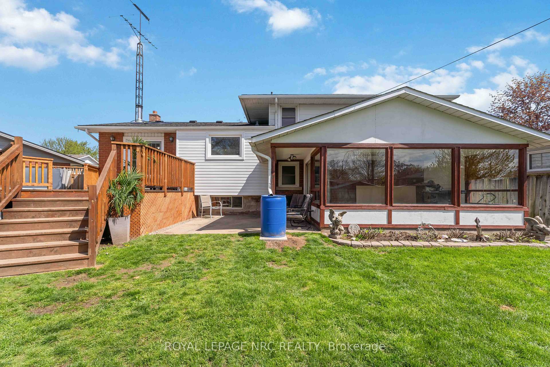 Photo 34 of 4485 Queensway Crescent, Niagara Falls, Morrison — HOMEH