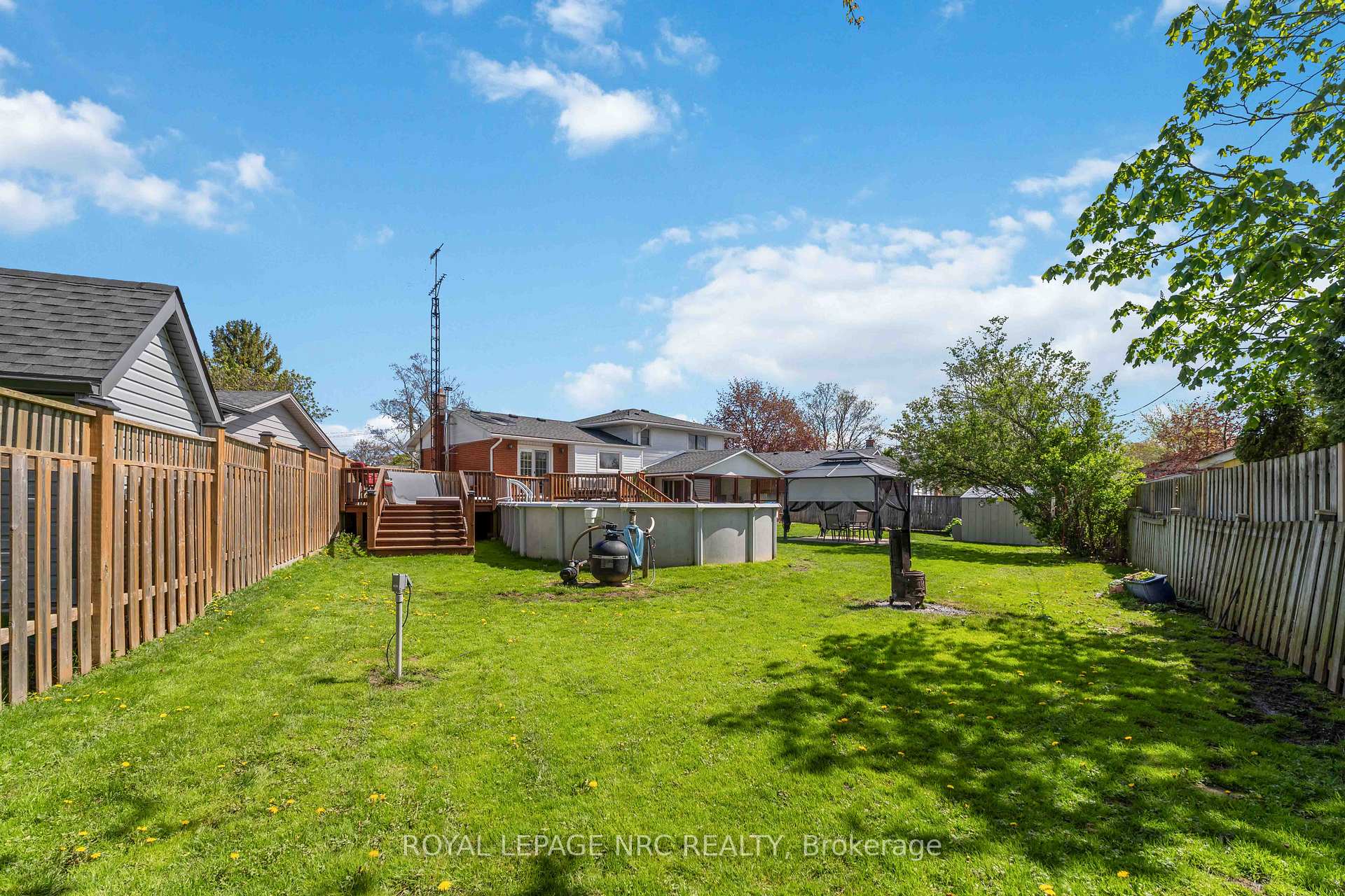 Photo 36 of 4485 Queensway Crescent, Niagara Falls, Morrison — HOMEH