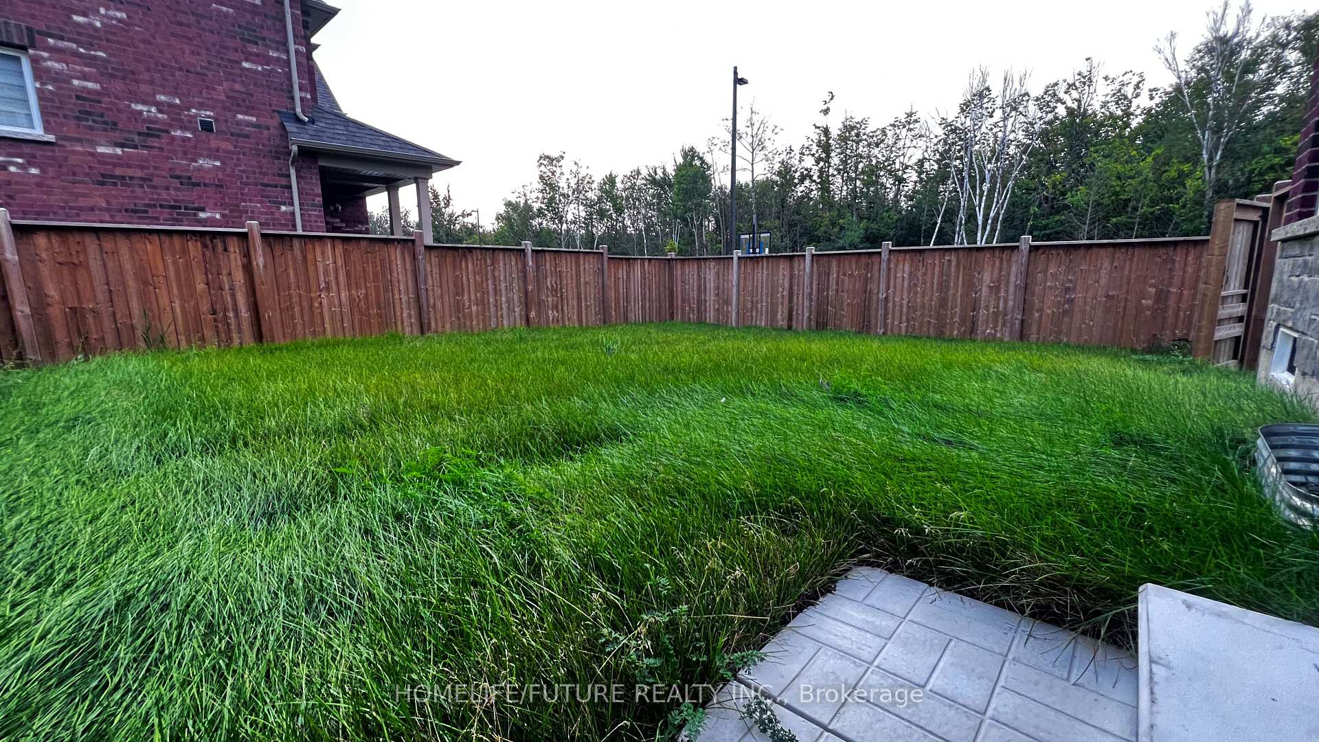 Photo 11 of 140 Cliff Thompson Court, Georgina, Sutton & Jackson's Point — HOMEH