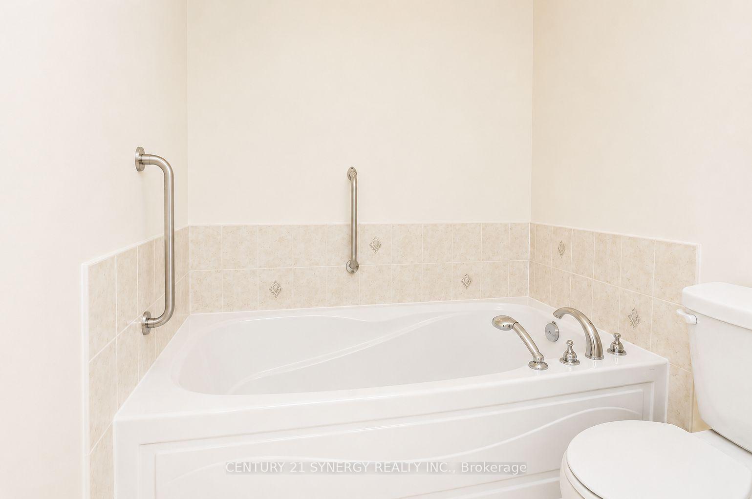 Photo 21 of Unit 909, 120 Grant Carman Drive, Ottawa, Borden Farm/Stewart Farm/Carleton Heights/Parkwood Hills — HOMEH