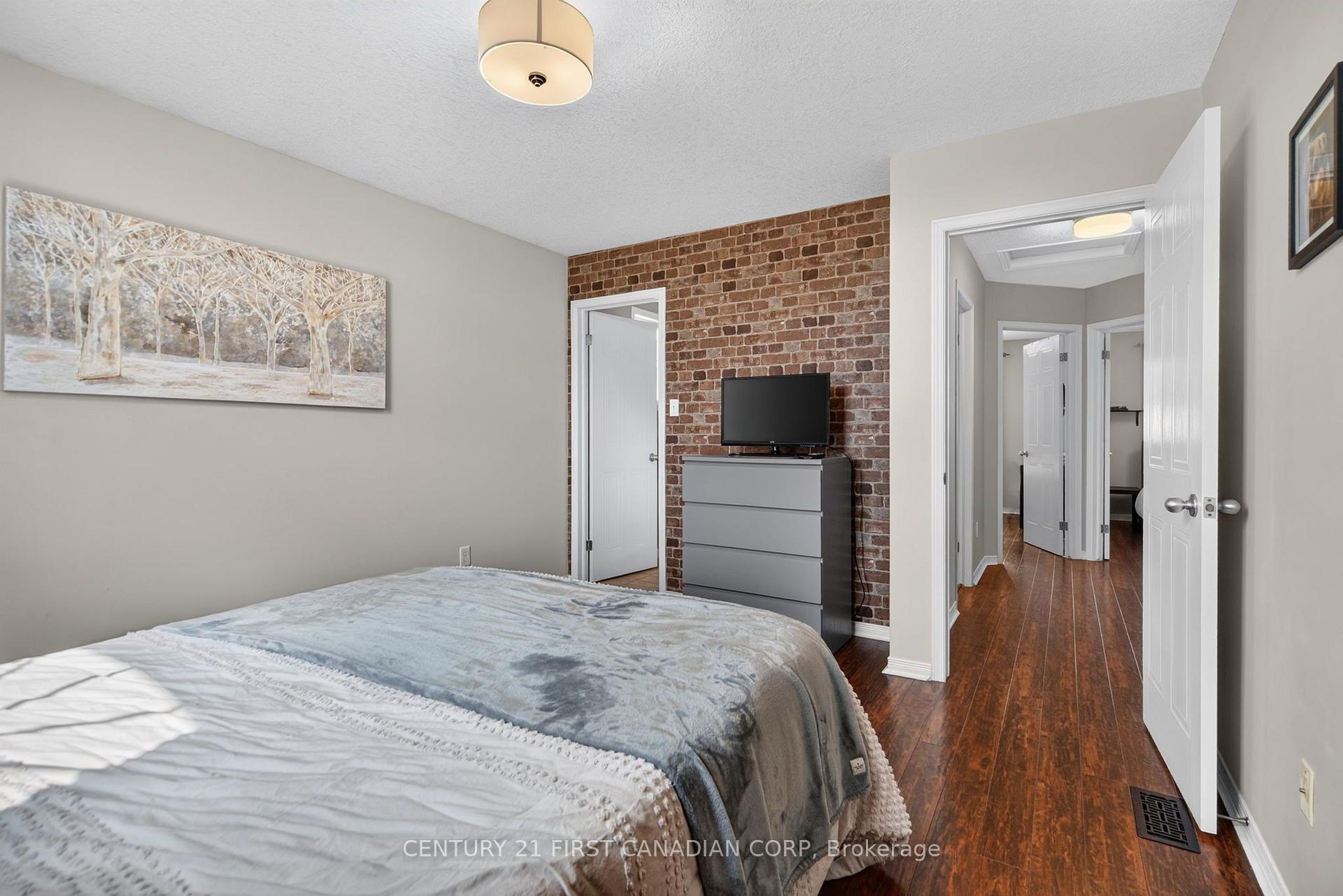 Photo 16 of 1318 Blackmaple Drive, London, East A — HOMEH