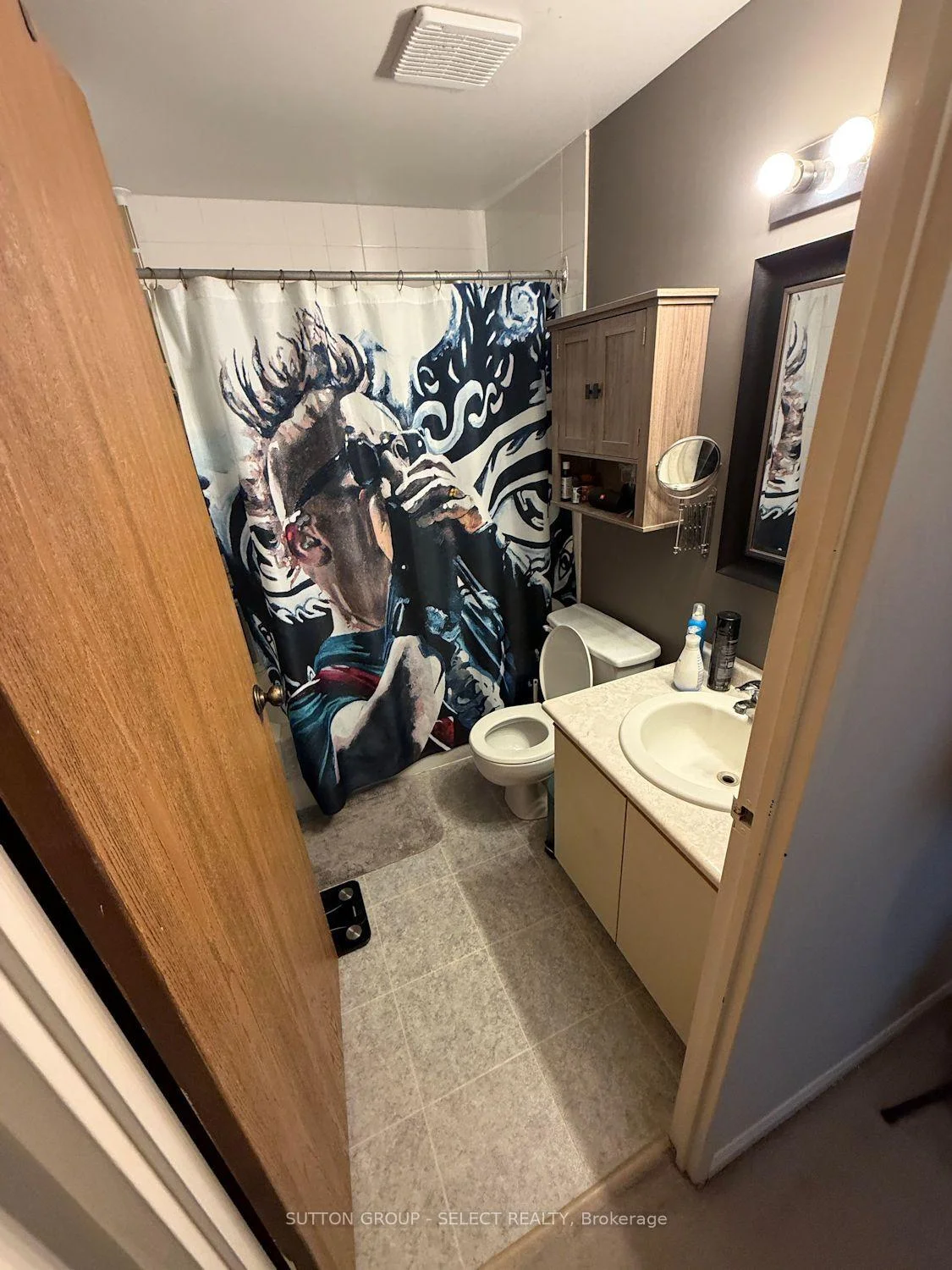 Photo 13 of Unit 1902, 55 Green Valley Drive, Kitchener, Pioneer Park — HOMEH