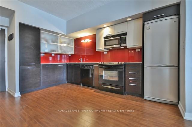 Photo 3 of Unit 706, 8 Telegram Mews, Toronto, Waterfront Communities — HOMEH