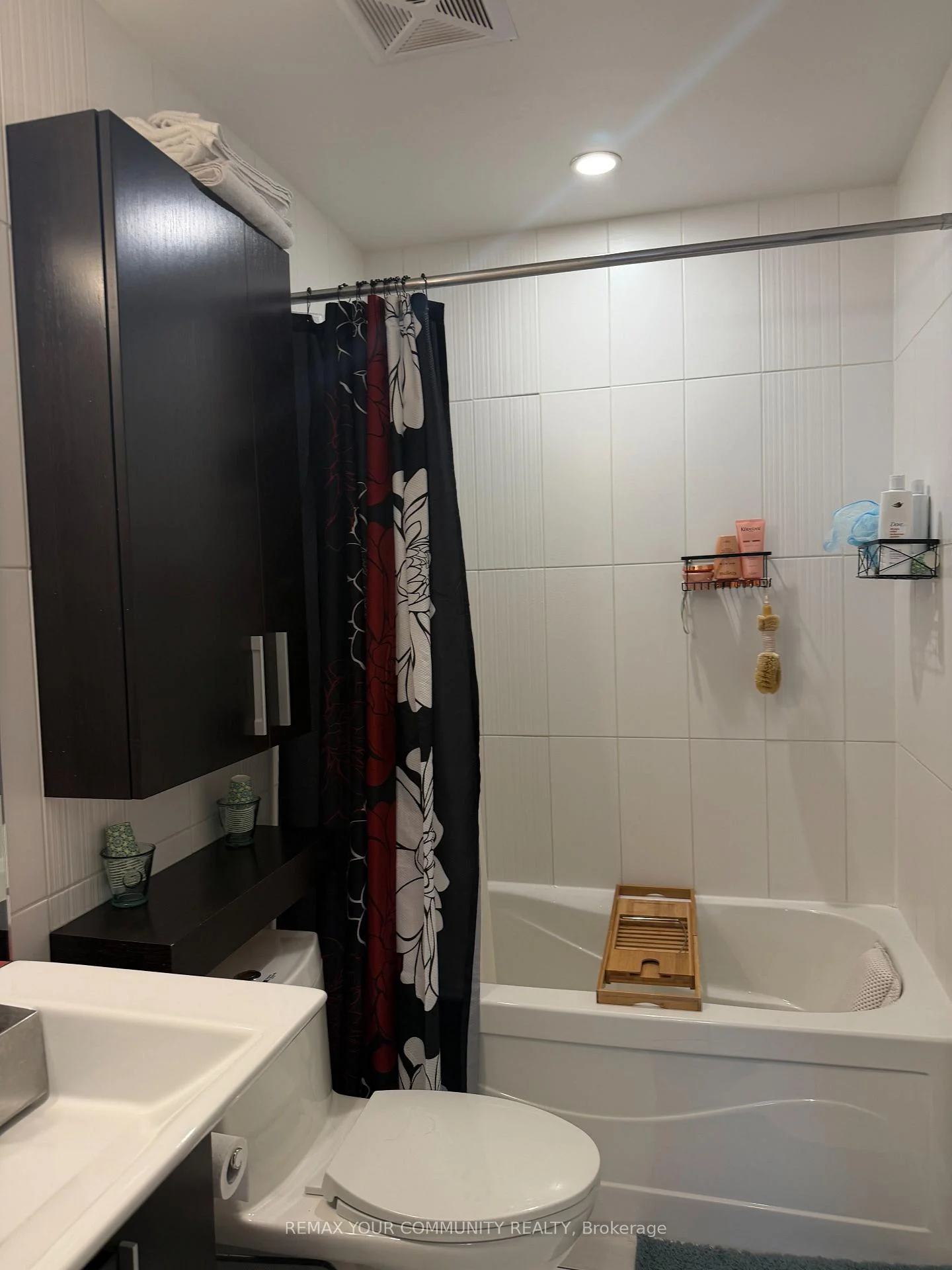 Photo 12 of Unit 706, 8 Telegram Mews, Toronto, Waterfront Communities — HOMEH
