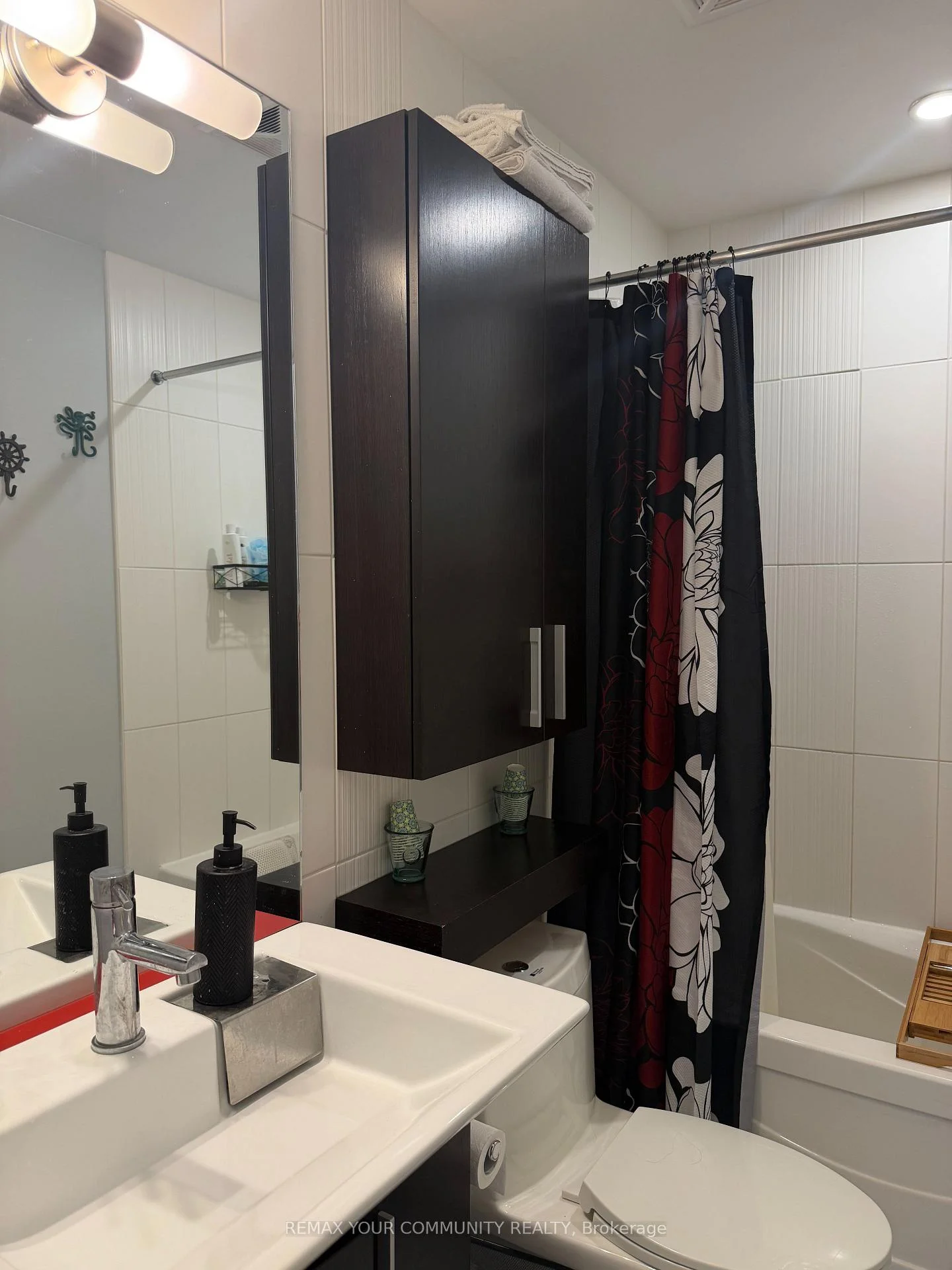 Photo 13 of Unit 706, 8 Telegram Mews, Toronto, Waterfront Communities — HOMEH