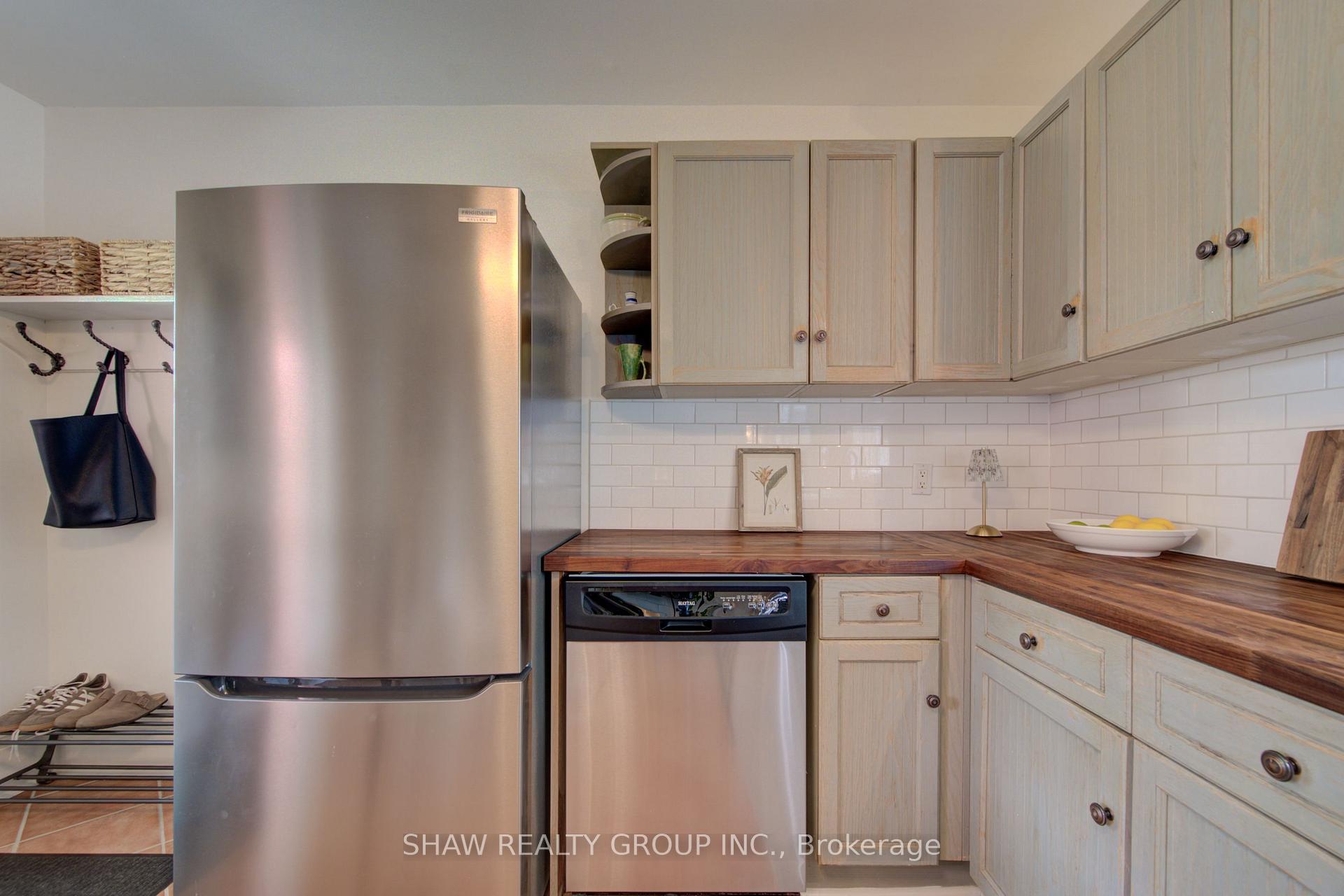 Photo 26 of 15 Gilholm Avenue, Cambridge, St. Andrews Estates — HOMEH