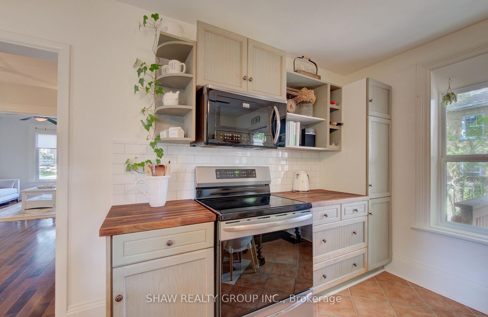Photo 28 of 15 Gilholm Avenue, Cambridge, St. Andrews Estates — HOMEH