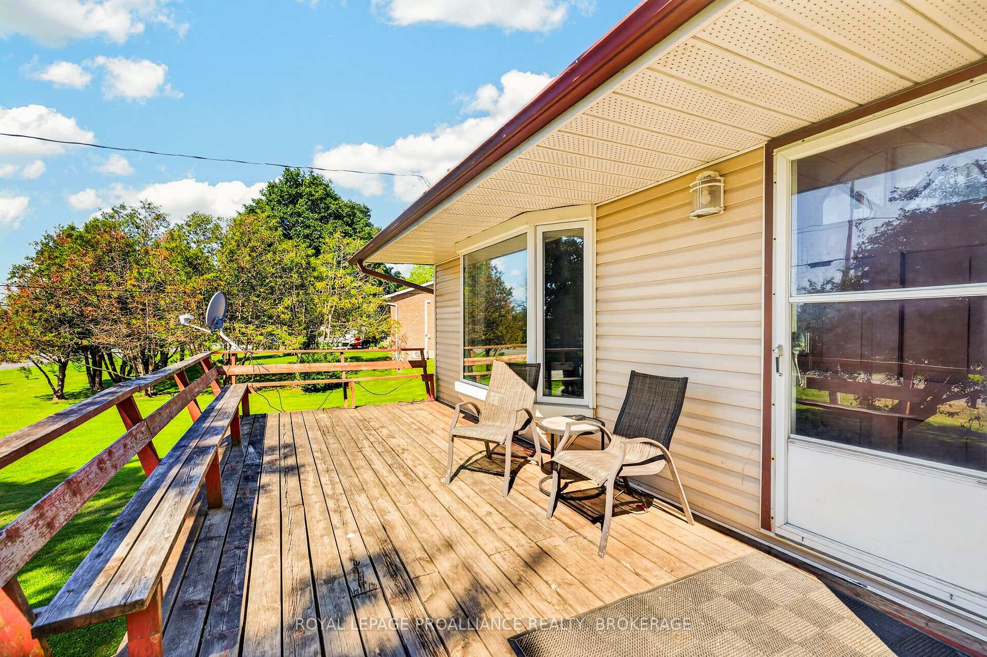 Photo 5 of 3670 Smith Road, Kingston, City North of 401 — HOMEH
