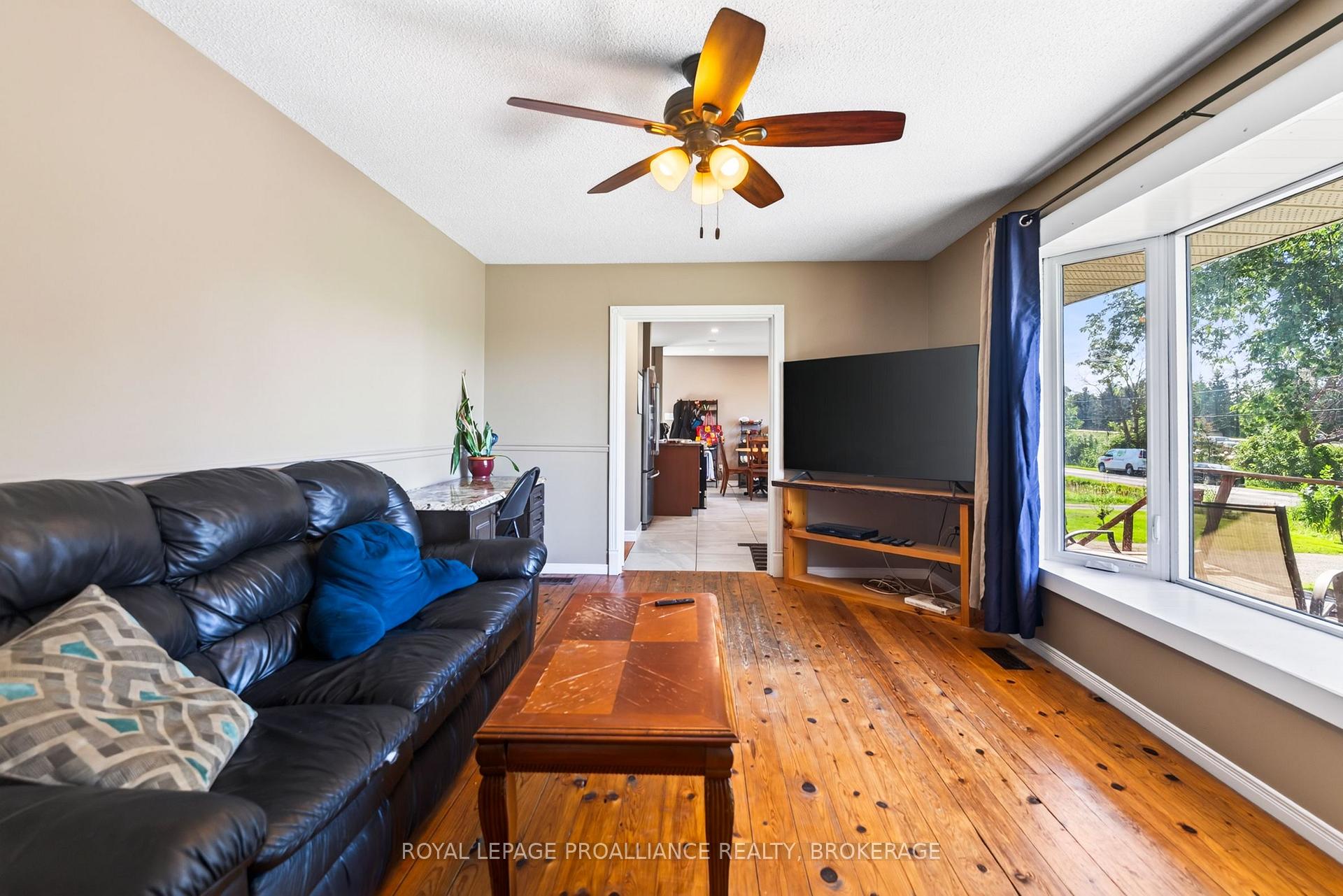 Photo 11 of 3670 Smith Road, Kingston, City North of 401 — HOMEH
