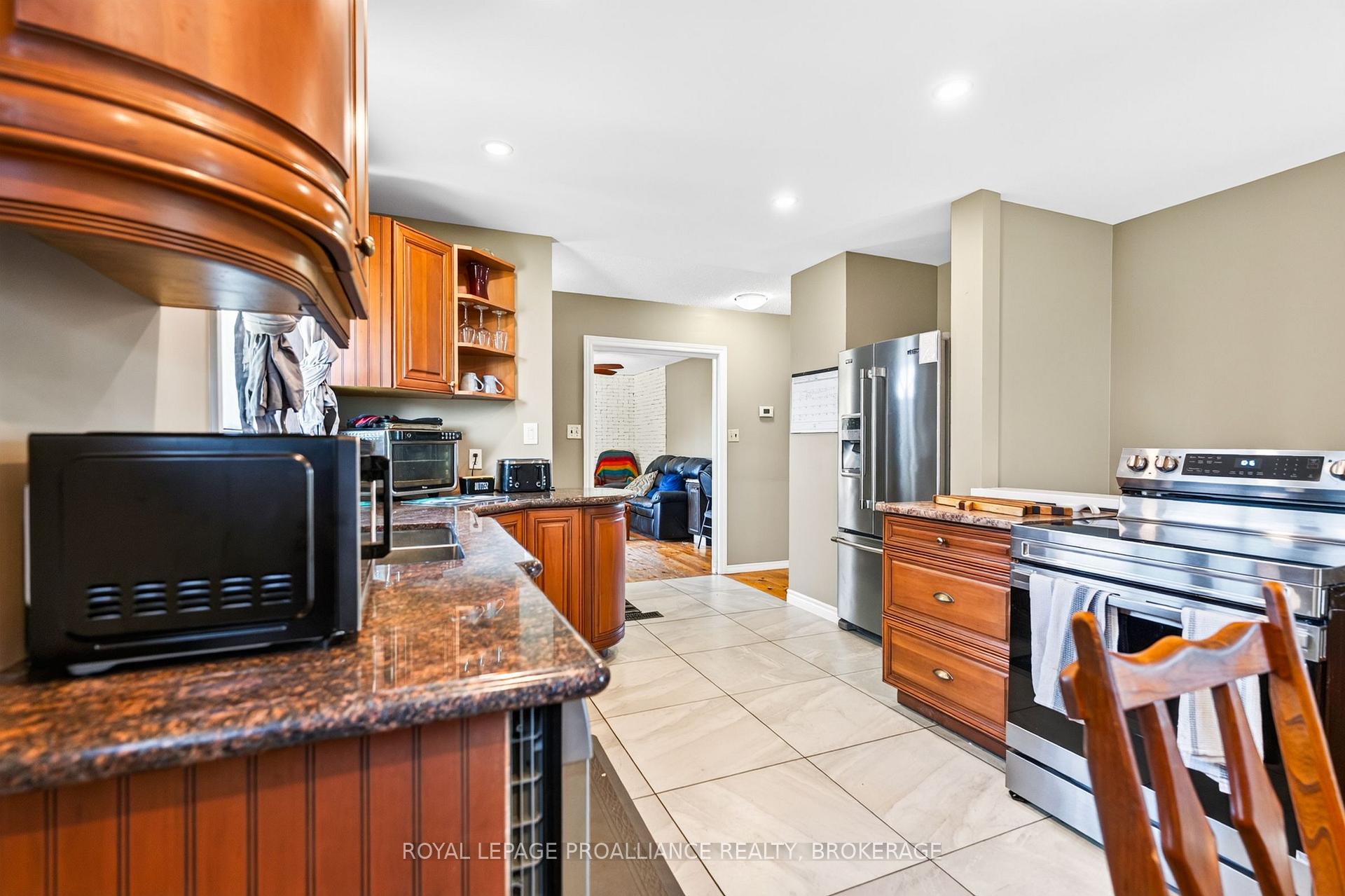 Photo 17 of 3670 Smith Road, Kingston, City North of 401 — HOMEH
