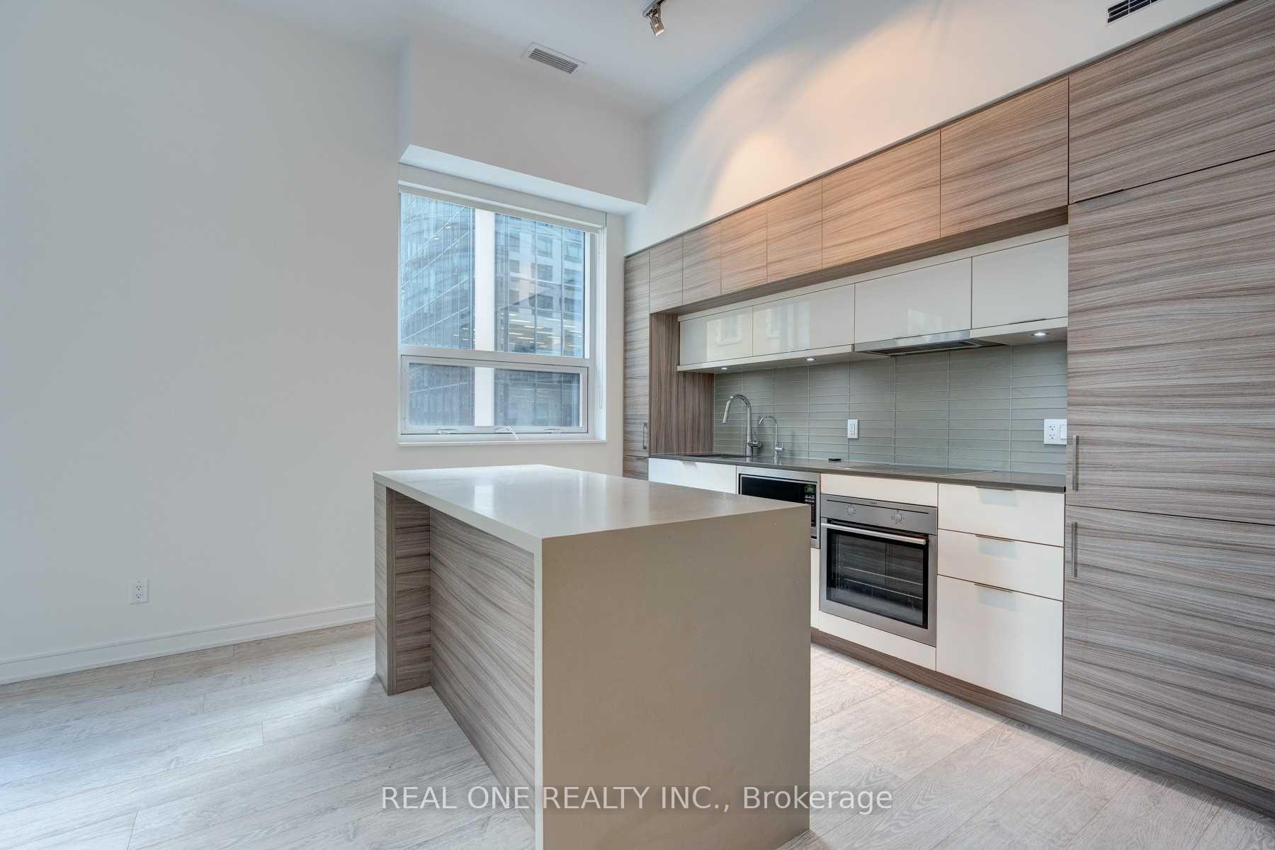 Photo 9 of Unit 503, 88 Scott Street, Toronto, Church-Yonge Corridor — HOMEH