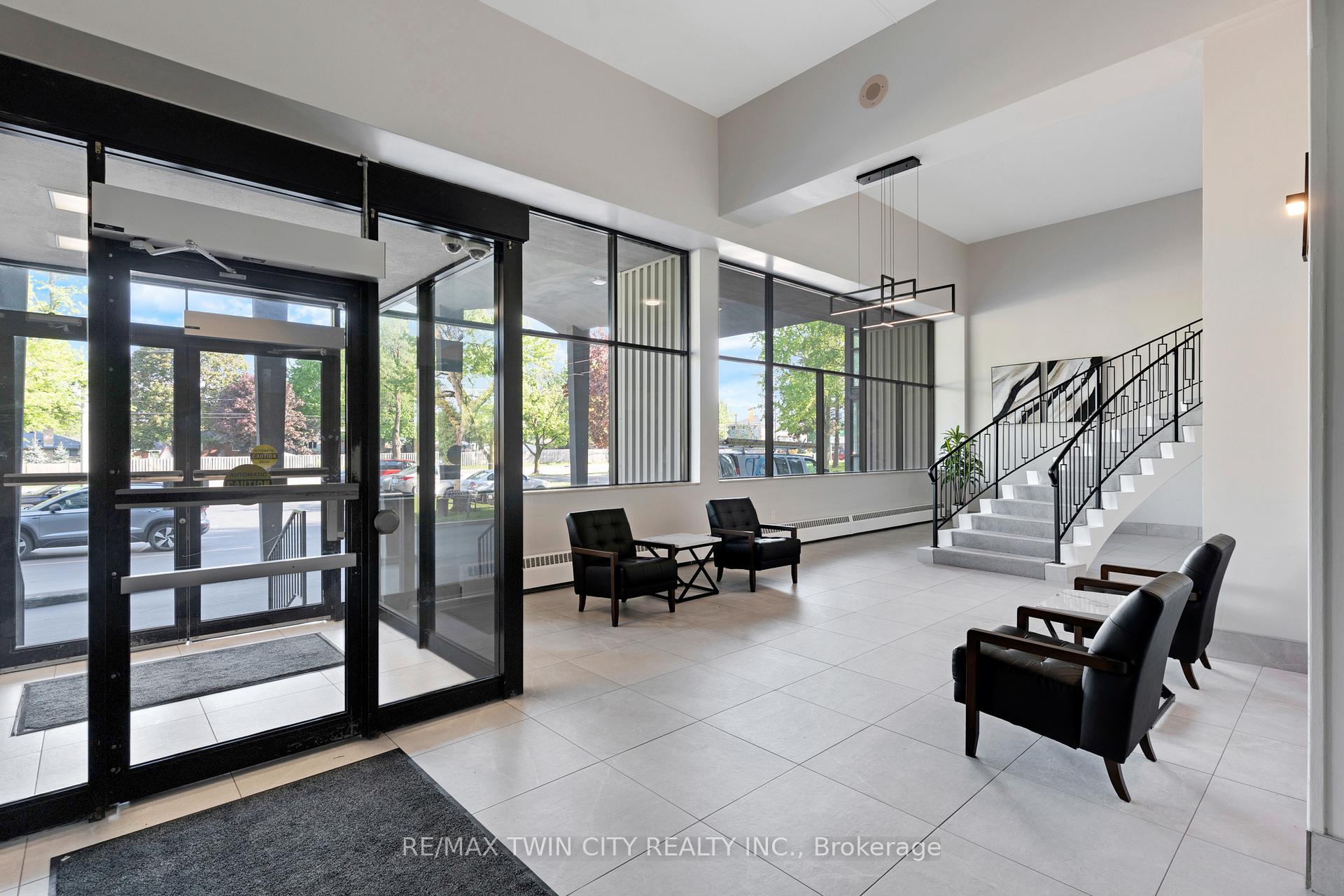 Photo 5 of Unit 306, 24 Midland Drive, Kitchener, Stanley Park — HOMEH