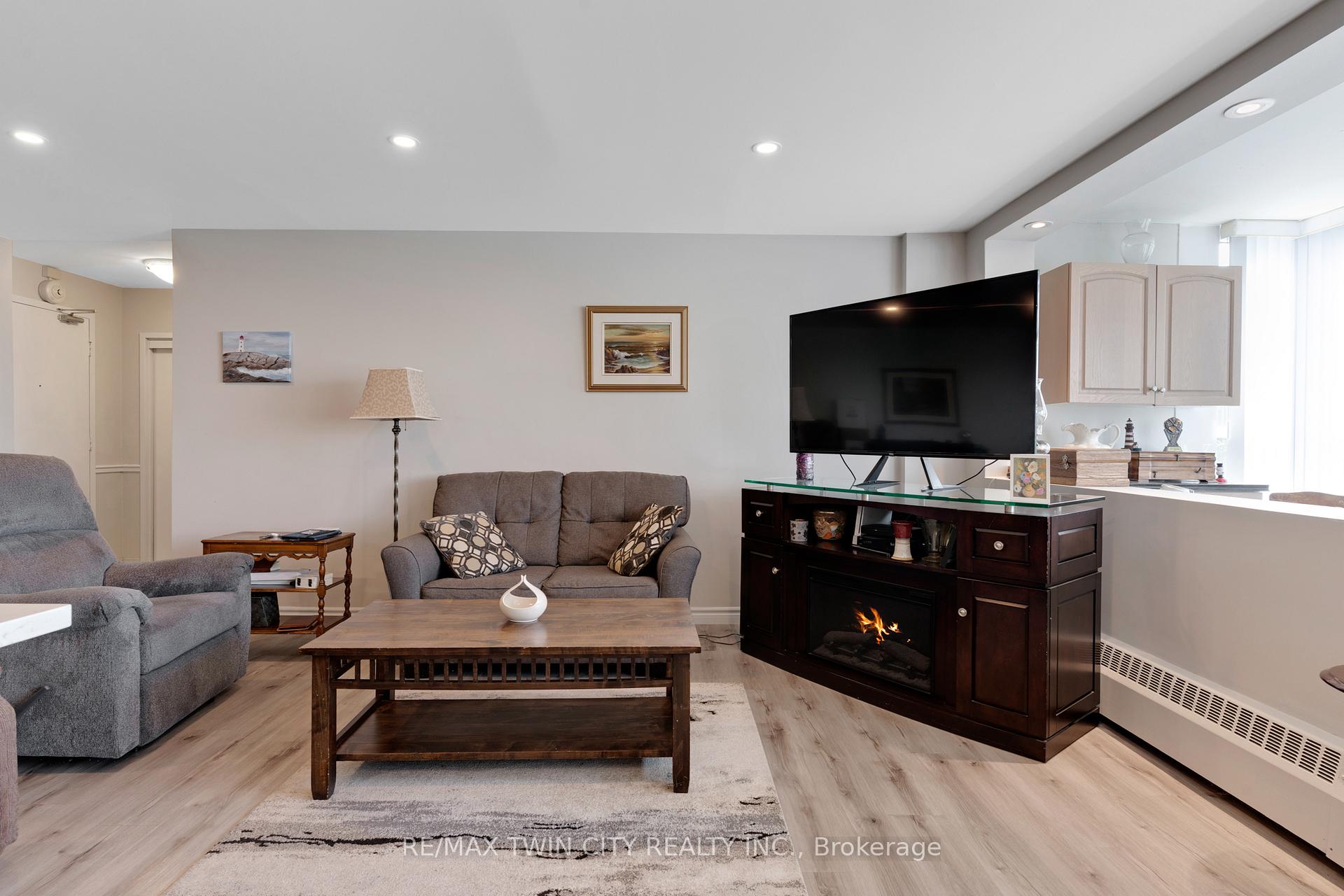 Photo 12 of Unit 306, 24 Midland Drive, Kitchener, Stanley Park — HOMEH