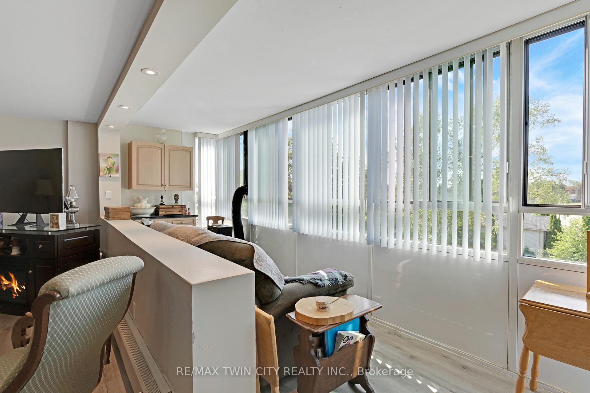 Photo 14 of Unit 306, 24 Midland Drive, Kitchener, Stanley Park — HOMEH
