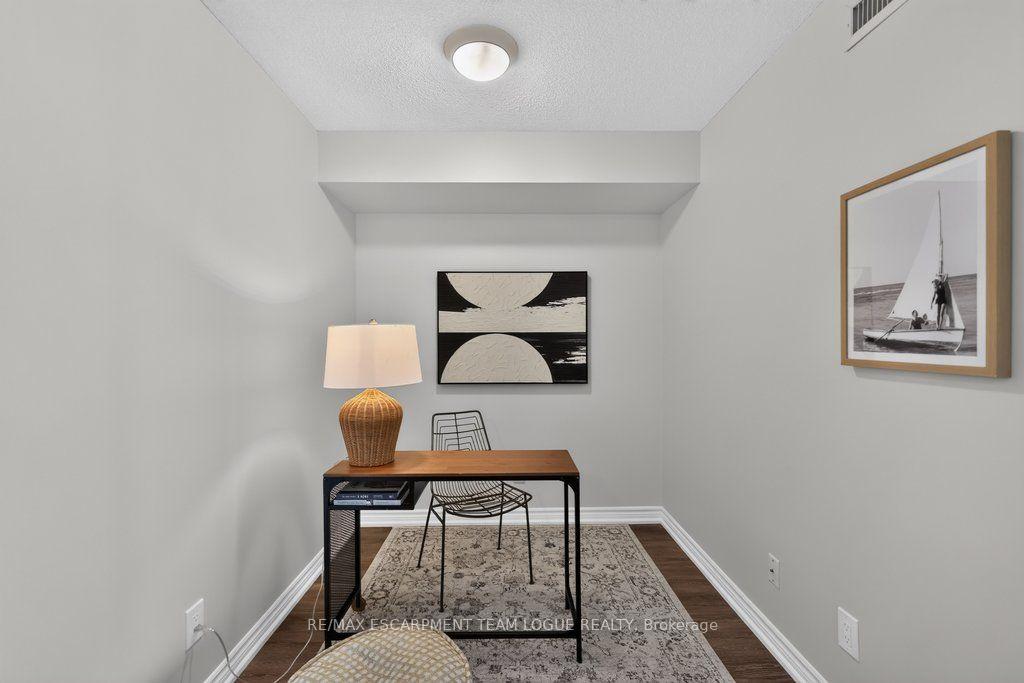 Photo 15 of Unit 604, 2325 Central Park Drive, Oakville, River Oaks — HOMEH