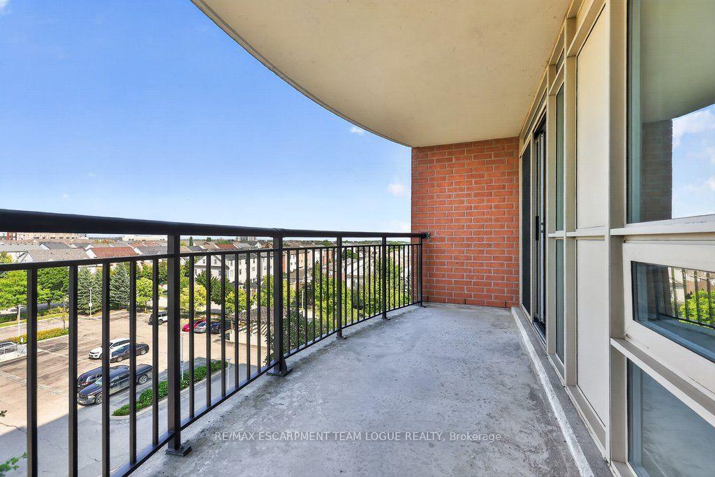 Photo 23 of Unit 604, 2325 Central Park Drive, Oakville, River Oaks — HOMEH