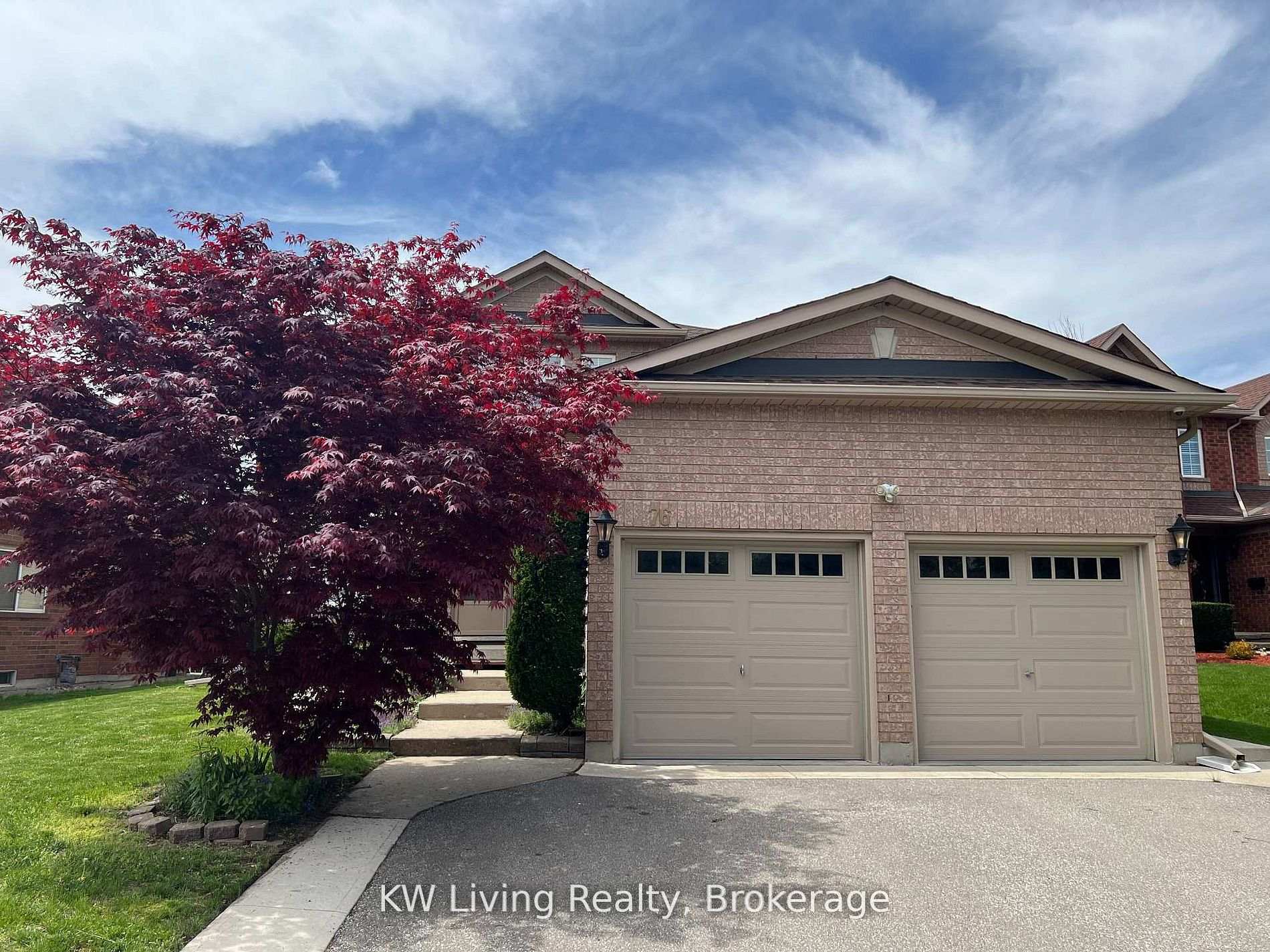 Photo 4 of 76 Spooner Crescent, Cambridge, Clemens Mills/Saginaw — HOMEH