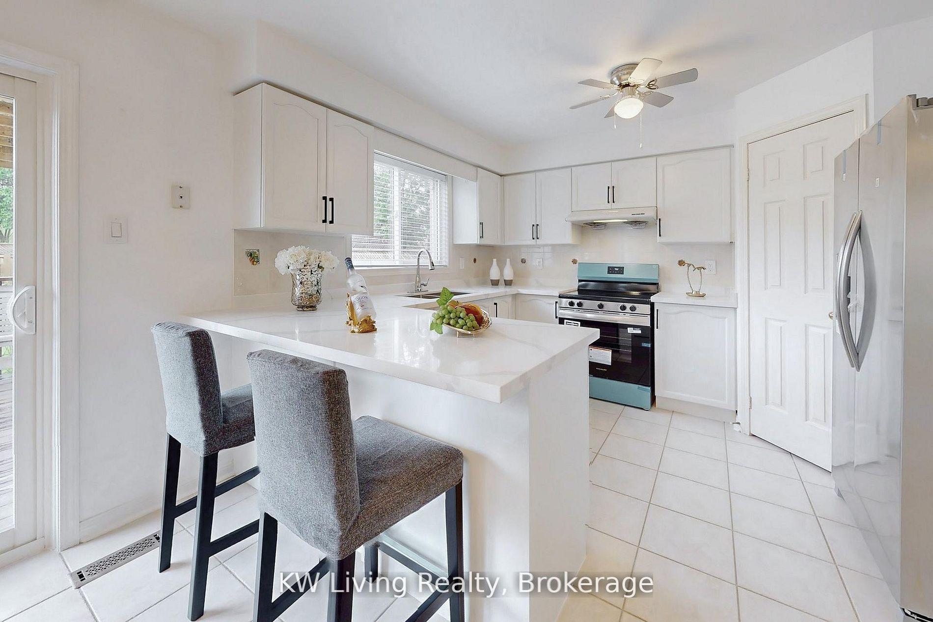 Photo 27 of 76 Spooner Crescent, Cambridge, Clemens Mills/Saginaw — HOMEH