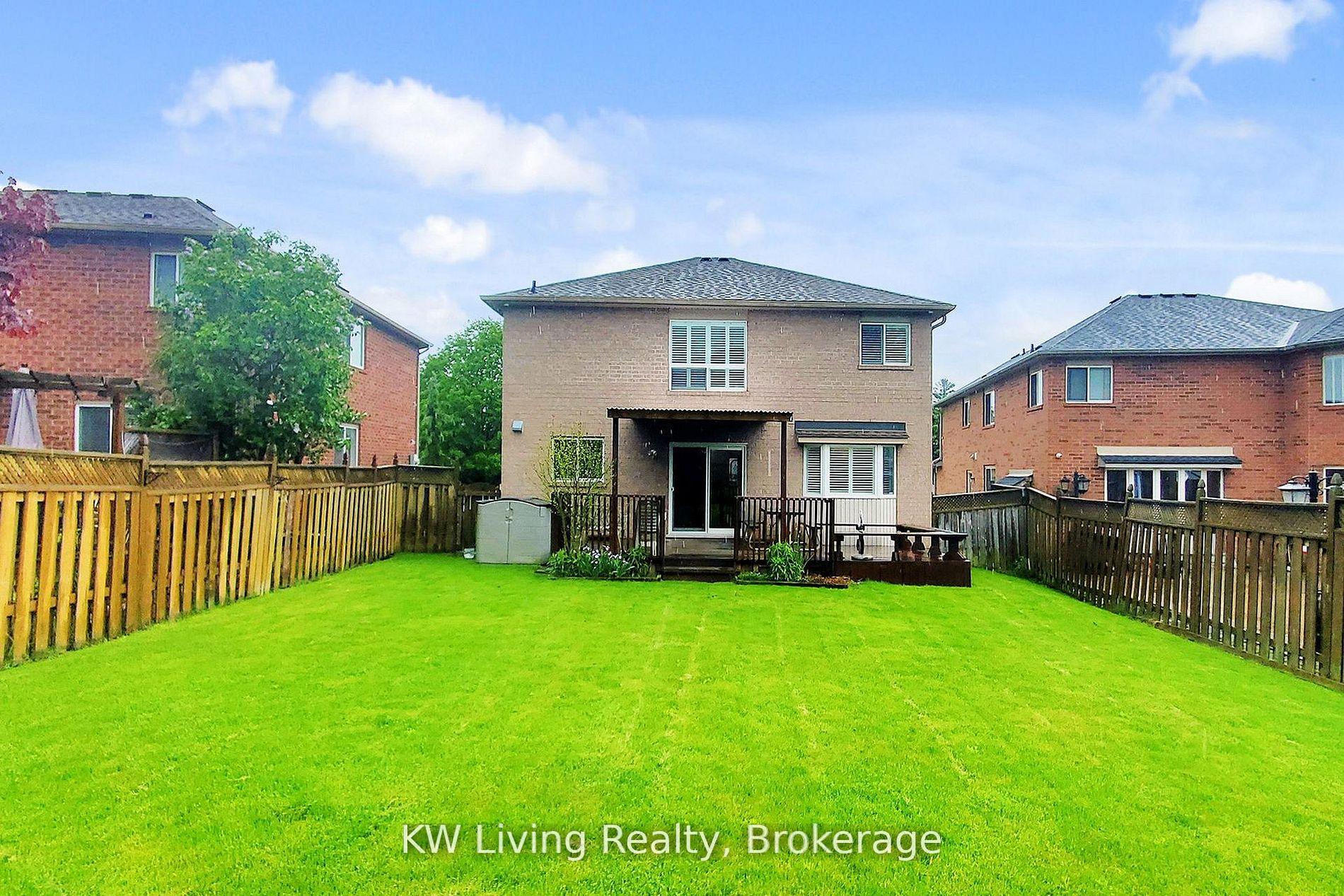 Photo 40 of 76 Spooner Crescent, Cambridge, Clemens Mills/Saginaw — HOMEH
