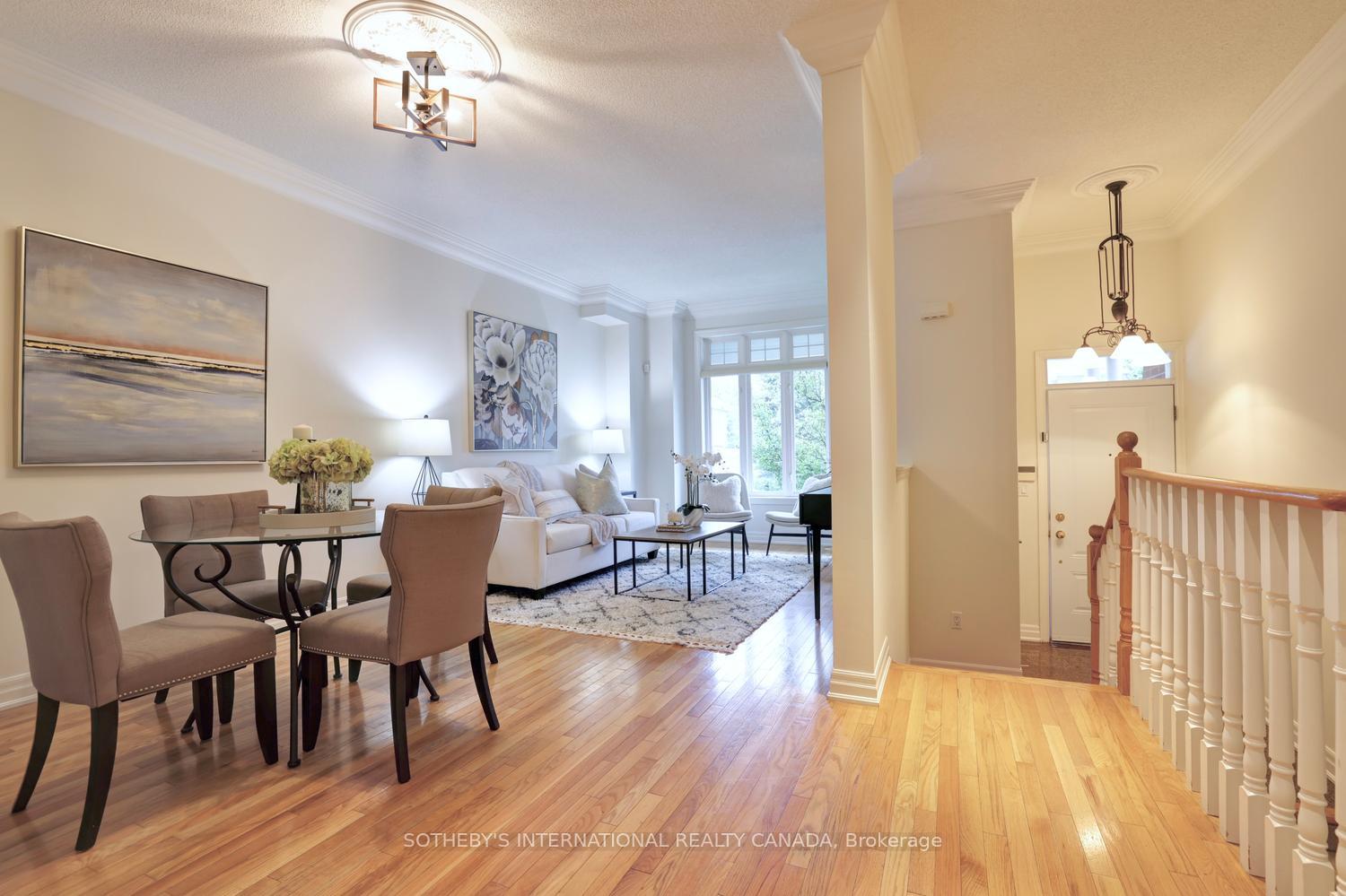 Photo 4 of 112 Waterside Drive, Mississauga, Port Credit — HOMEH