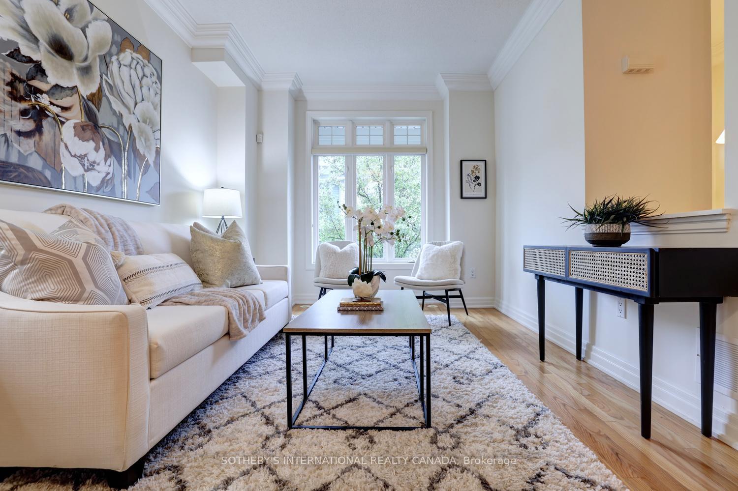 Photo 7 of 112 Waterside Drive, Mississauga, Port Credit — HOMEH