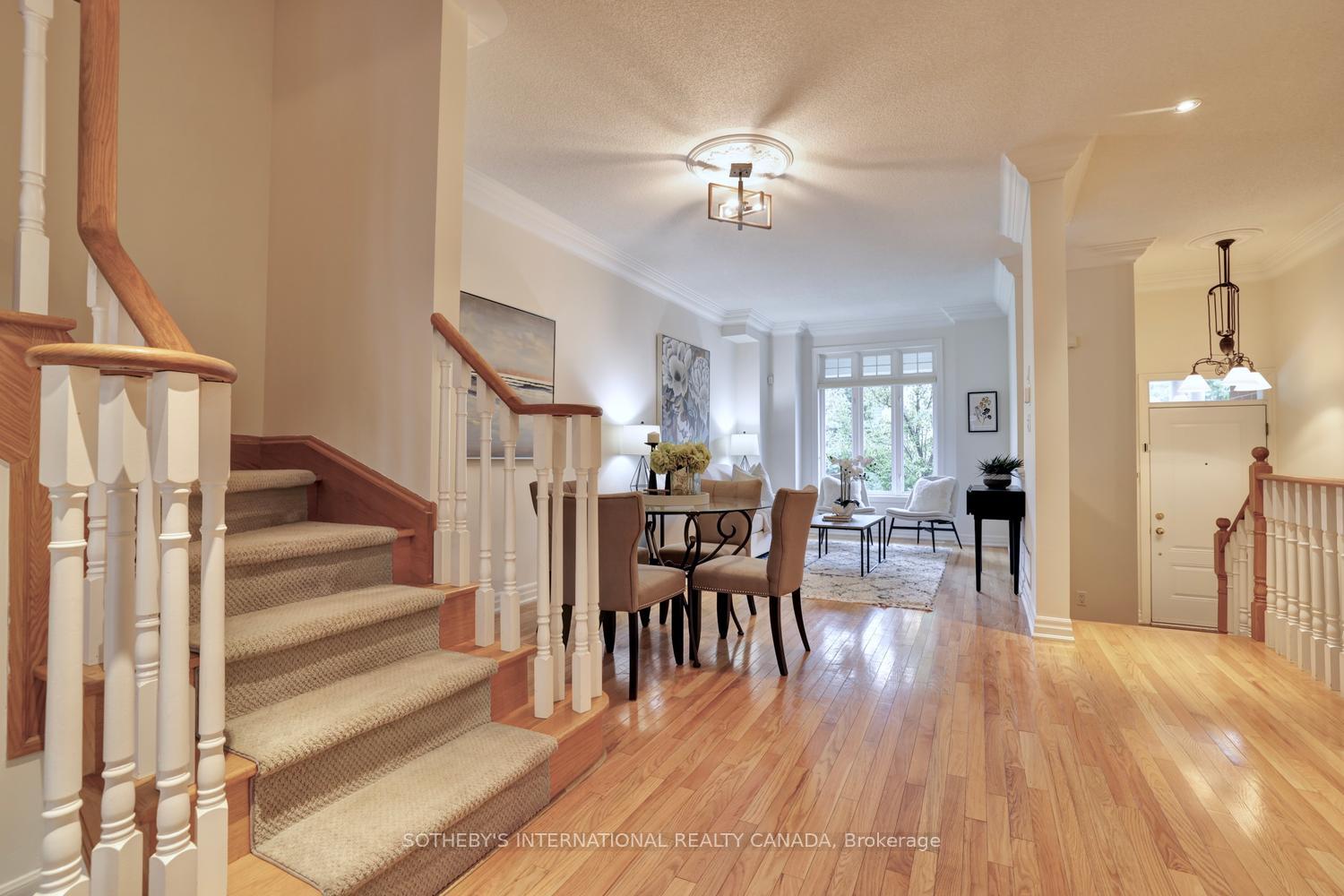 Photo 13 of 112 Waterside Drive, Mississauga, Port Credit — HOMEH