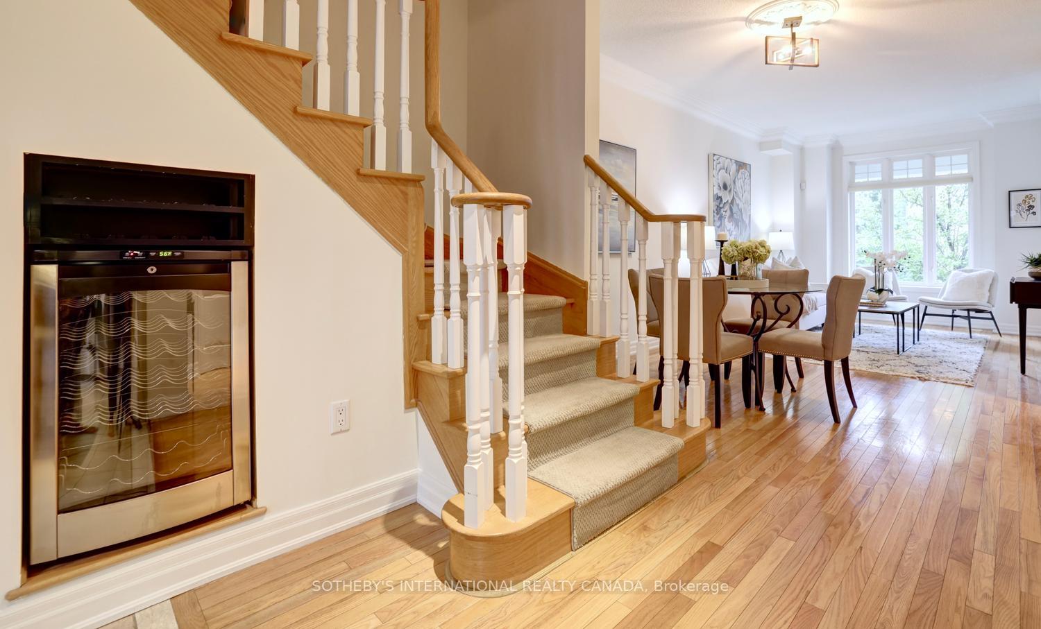 Photo 18 of 112 Waterside Drive, Mississauga, Port Credit — HOMEH