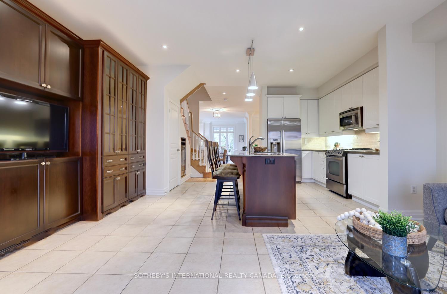 Photo 22 of 112 Waterside Drive, Mississauga, Port Credit — HOMEH