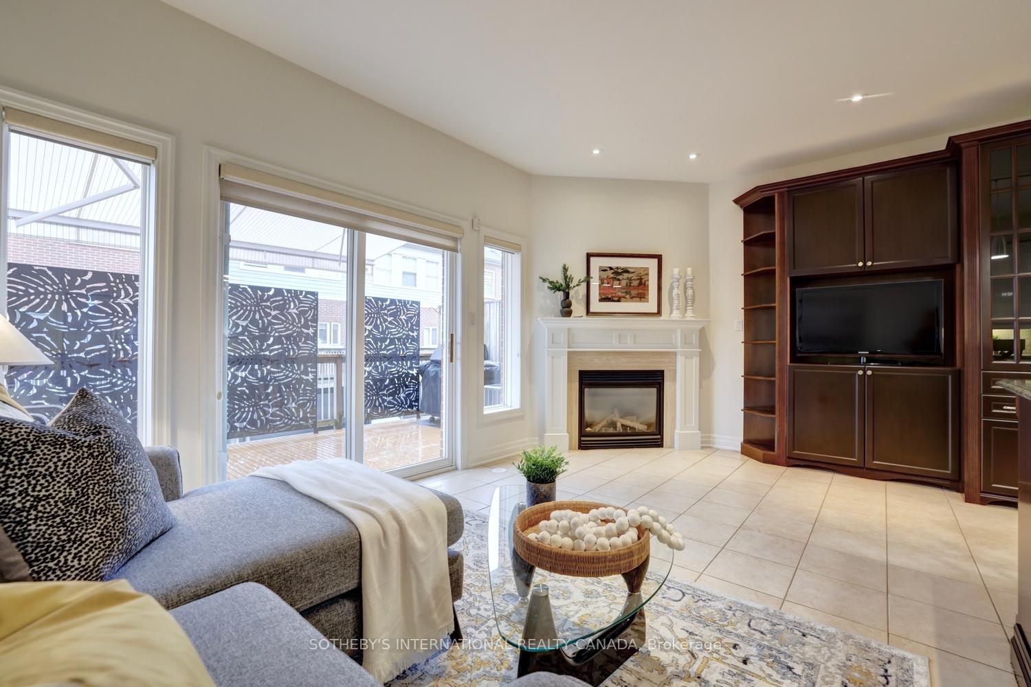 Photo 26 of 112 Waterside Drive, Mississauga, Port Credit — HOMEH