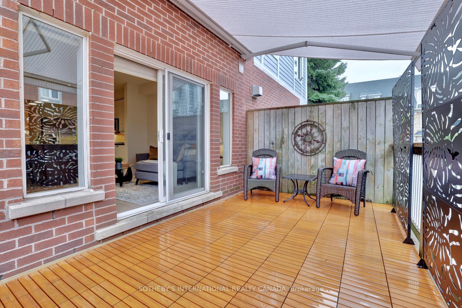 Photo 33 of 112 Waterside Drive, Mississauga, Port Credit — HOMEH