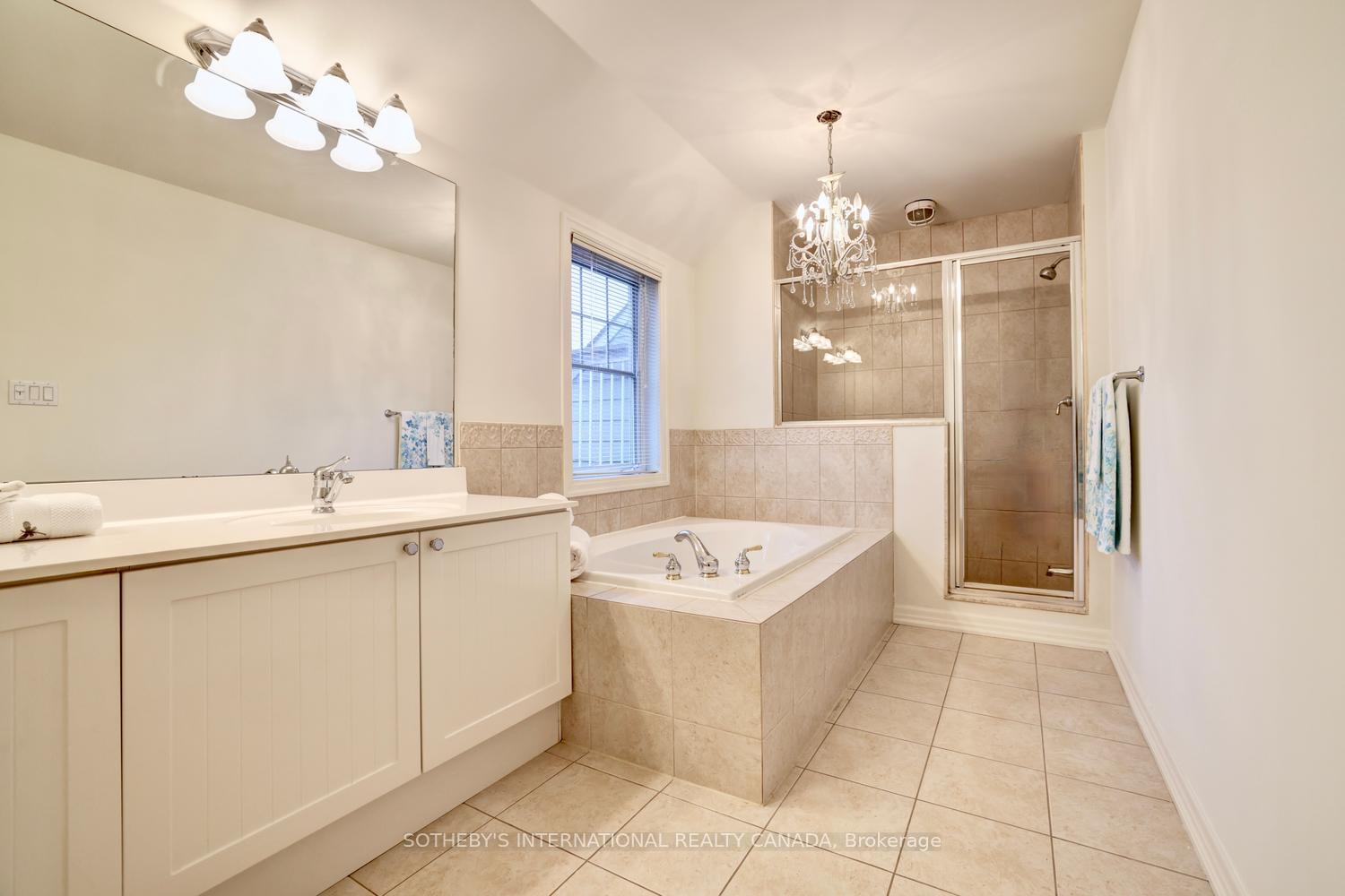 Photo 43 of 112 Waterside Drive, Mississauga, Port Credit — HOMEH