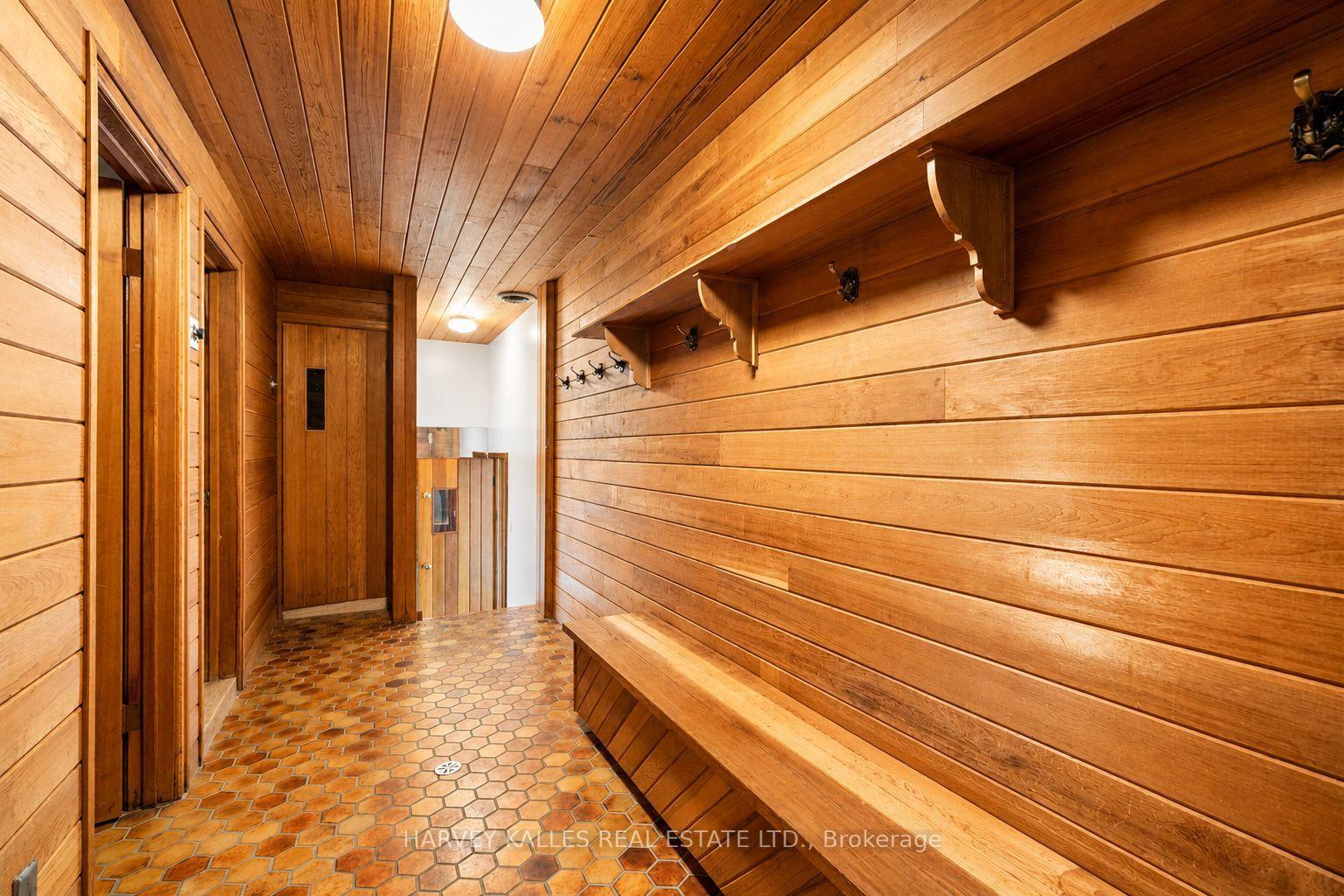 Photo 15 of 122 Dunvegan Road, Toronto, Forest Hill South — HOMEH