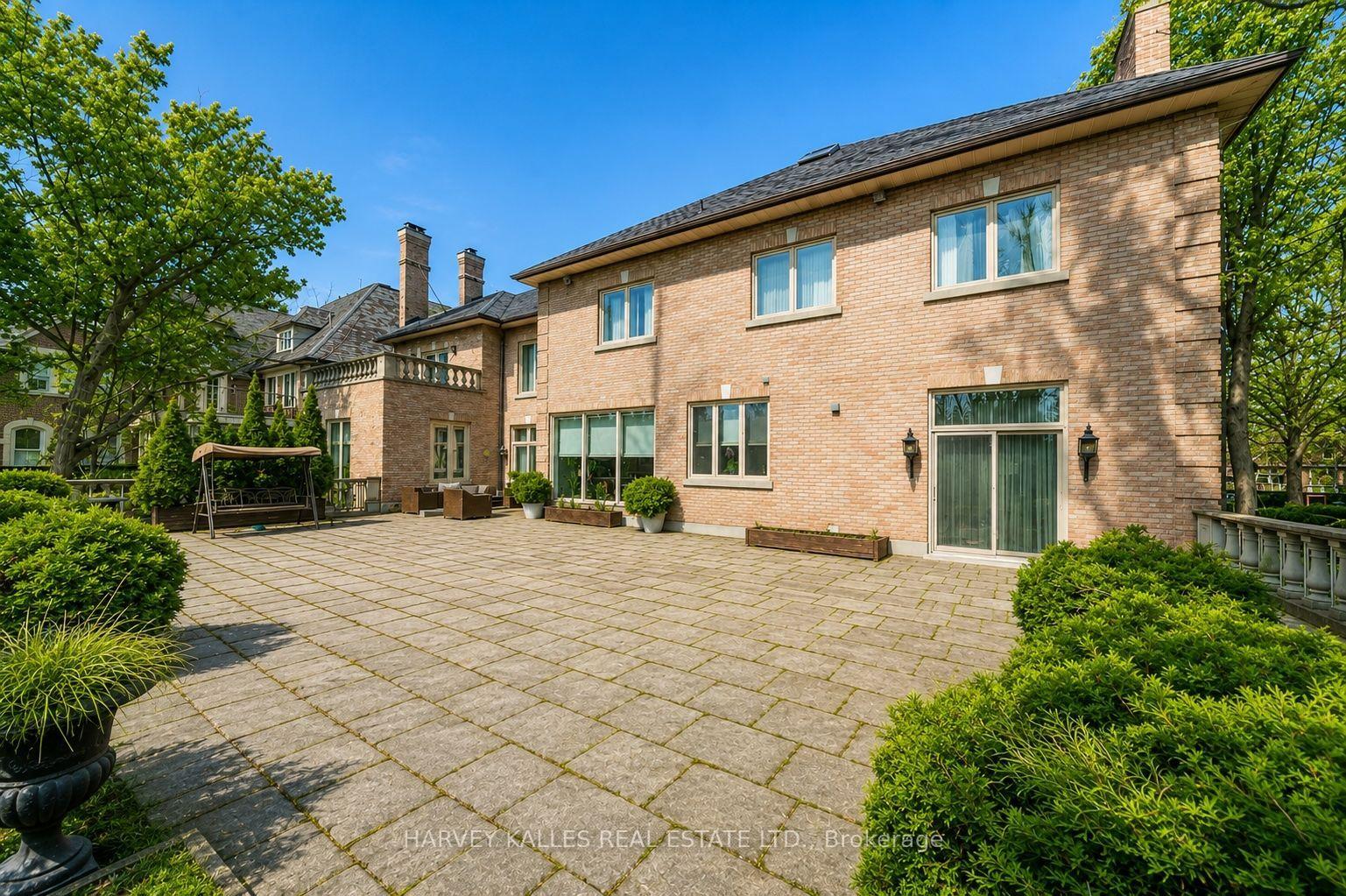 Photo 19 of 122 Dunvegan Road, Toronto, Forest Hill South — HOMEH