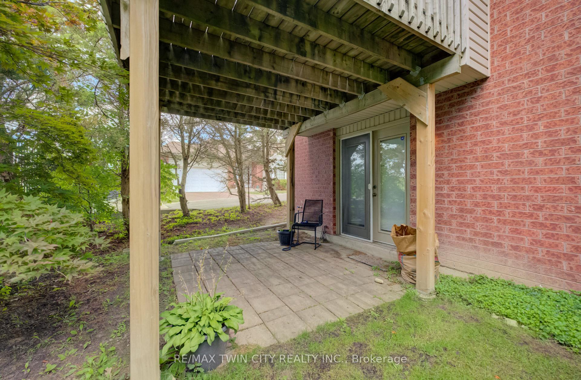 Photo 9 of 360 Erbsville Road, Waterloo, Upper Beechwood — HOMEH