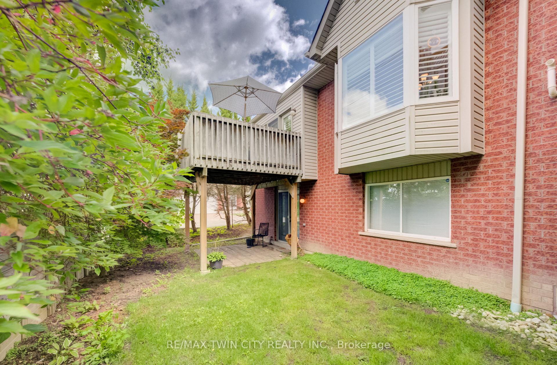 Photo 11 of 360 Erbsville Road, Waterloo, Upper Beechwood — HOMEH