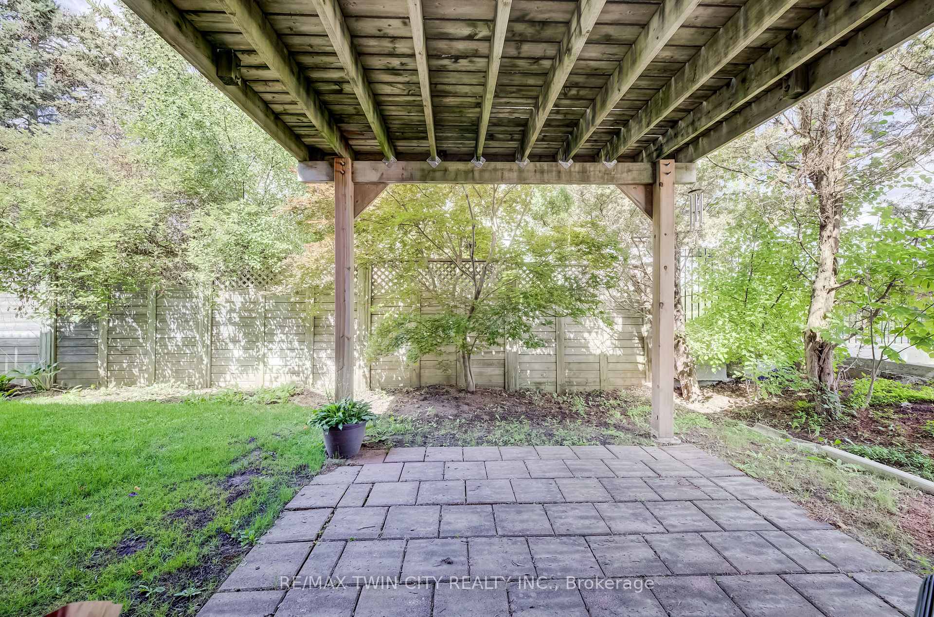 Photo 12 of 360 Erbsville Road, Waterloo, Upper Beechwood — HOMEH